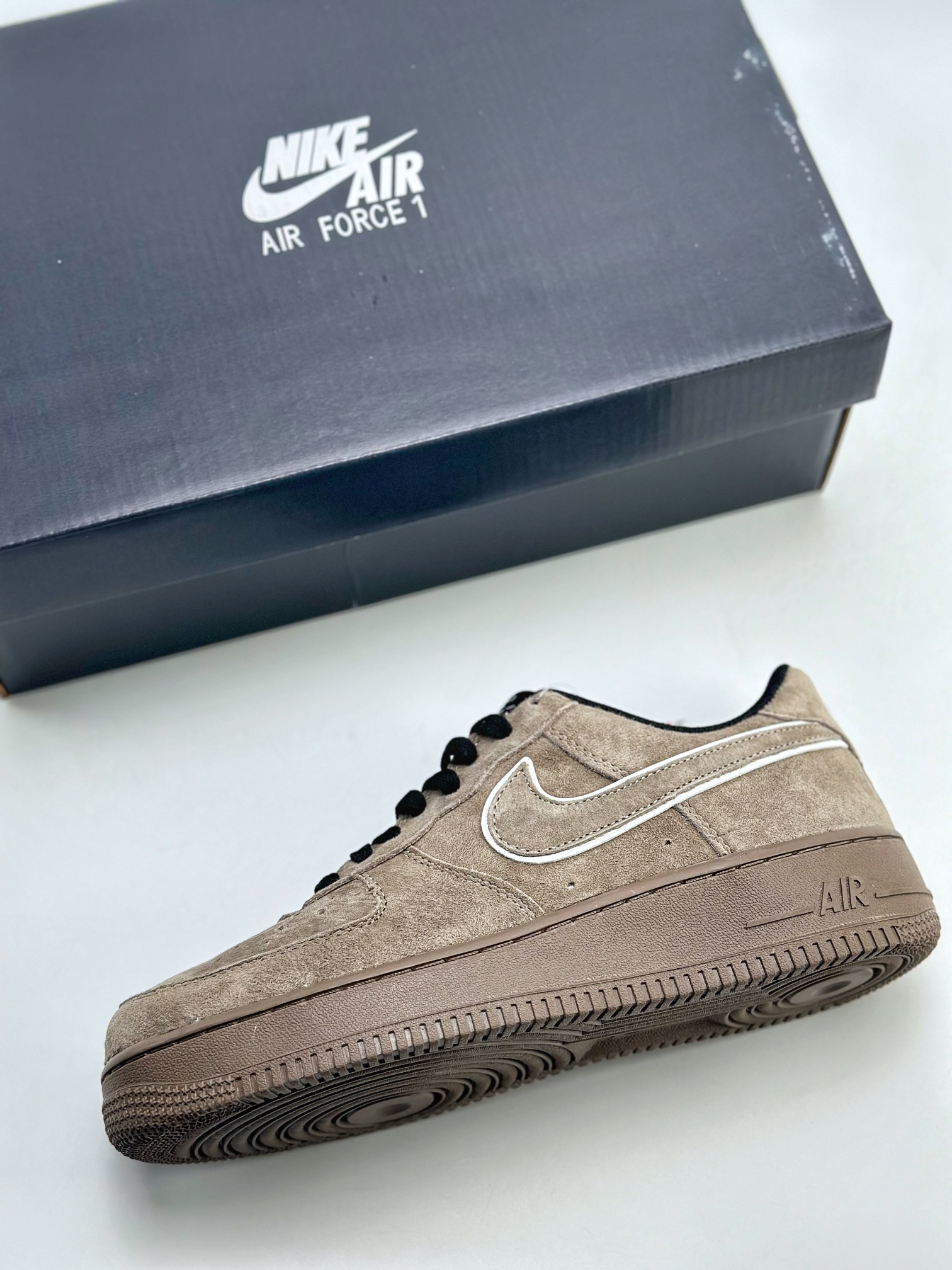 Nike Air Force 1 Low 07 Dark Brown Suede AV0383-223