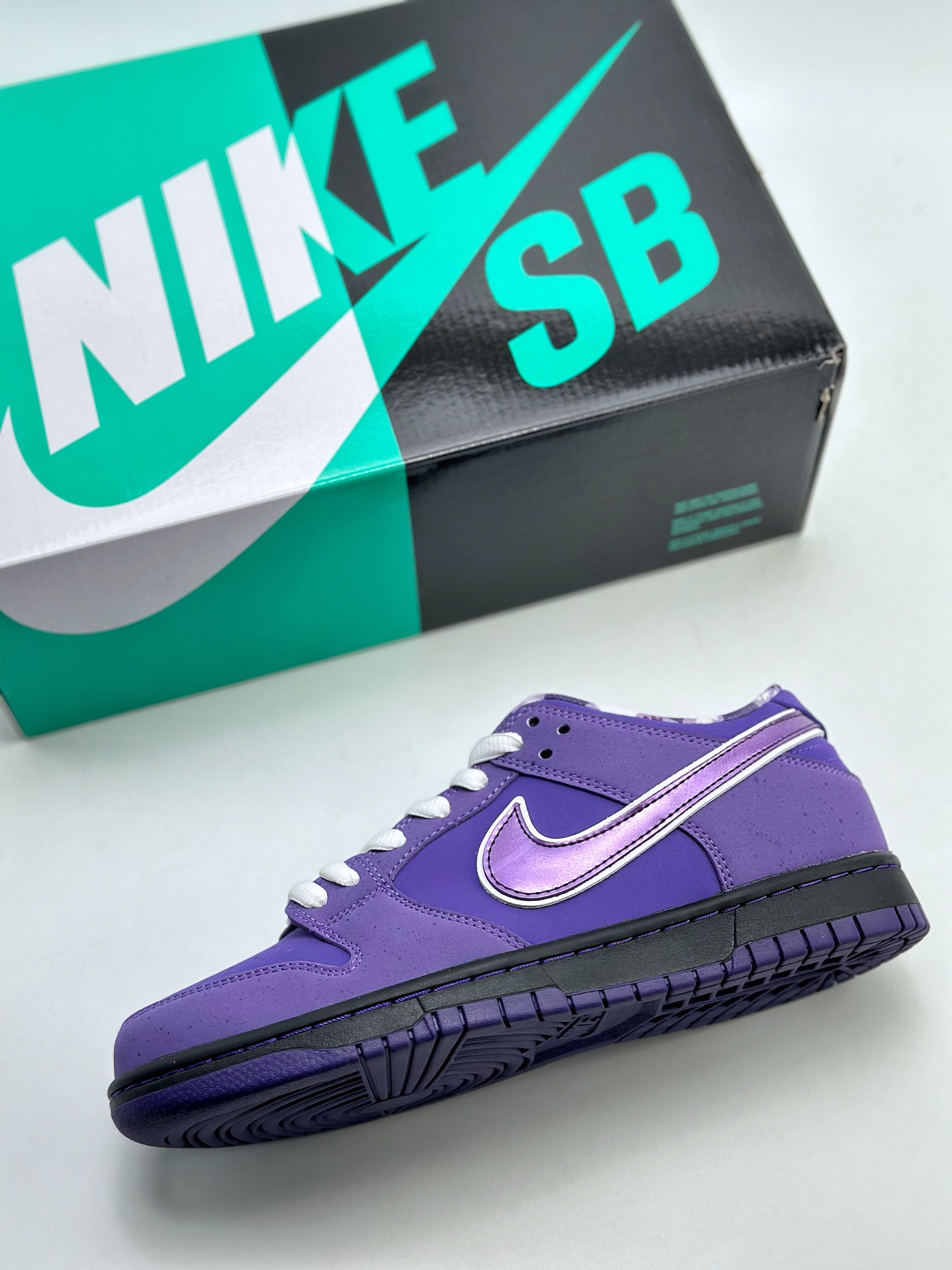 210 NIKE SB Dunk Low x Concepts "Purple Lobster" 紫龙虾 BV1310-555