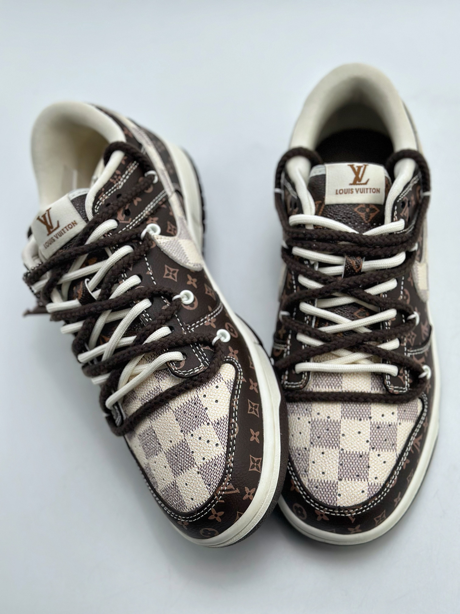 Nike SB Dunk Low x Louis Vuitton LV high-end custom old flower straps FC1688-156