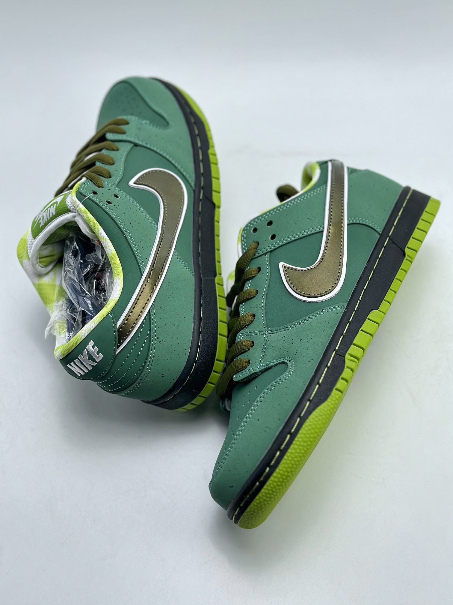 210 NIKE SB Dunk Low x Concepts "Green Lobster" 绿龙虾 BV1310-337