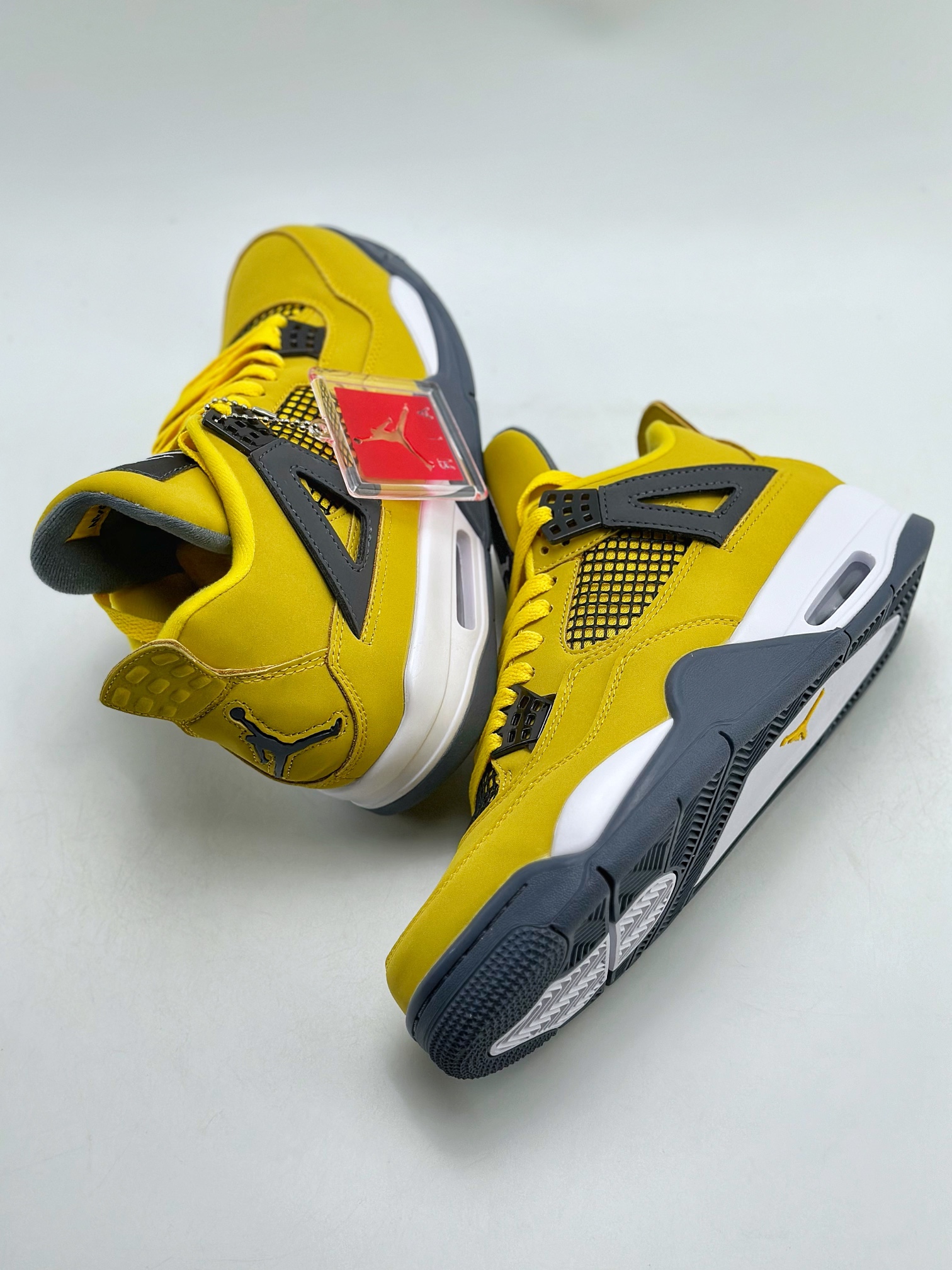 180 Air Jordan 4 Retro "tour yellow" 电母 CT8527-700