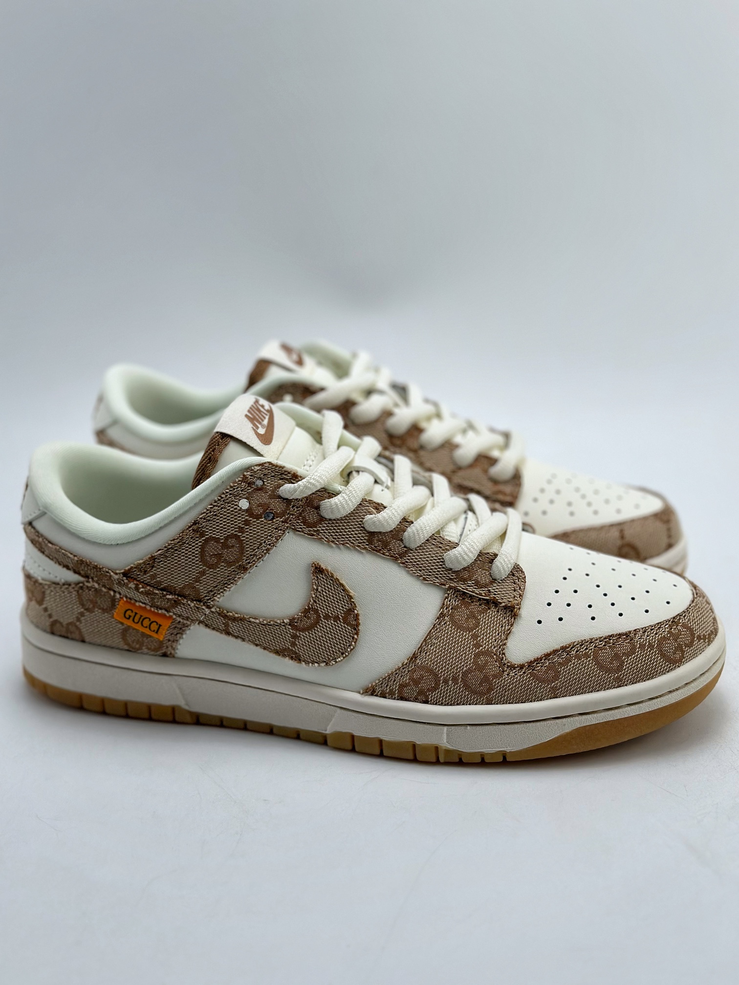 260 Nike SB Dunk Low x GUCCI 老花 XH0923-150