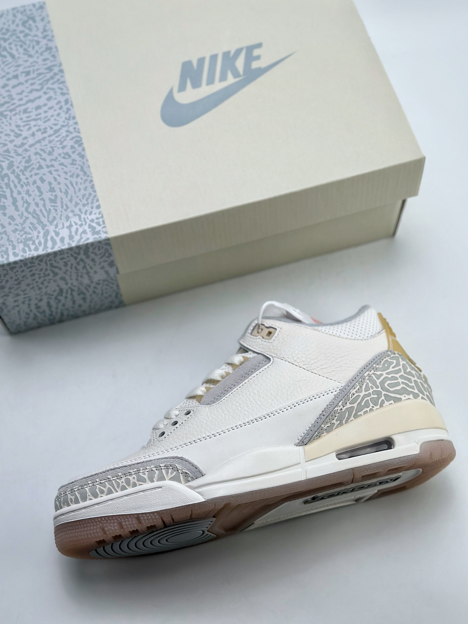 Air Jordan 3 Retro Ivory FJ9479-100