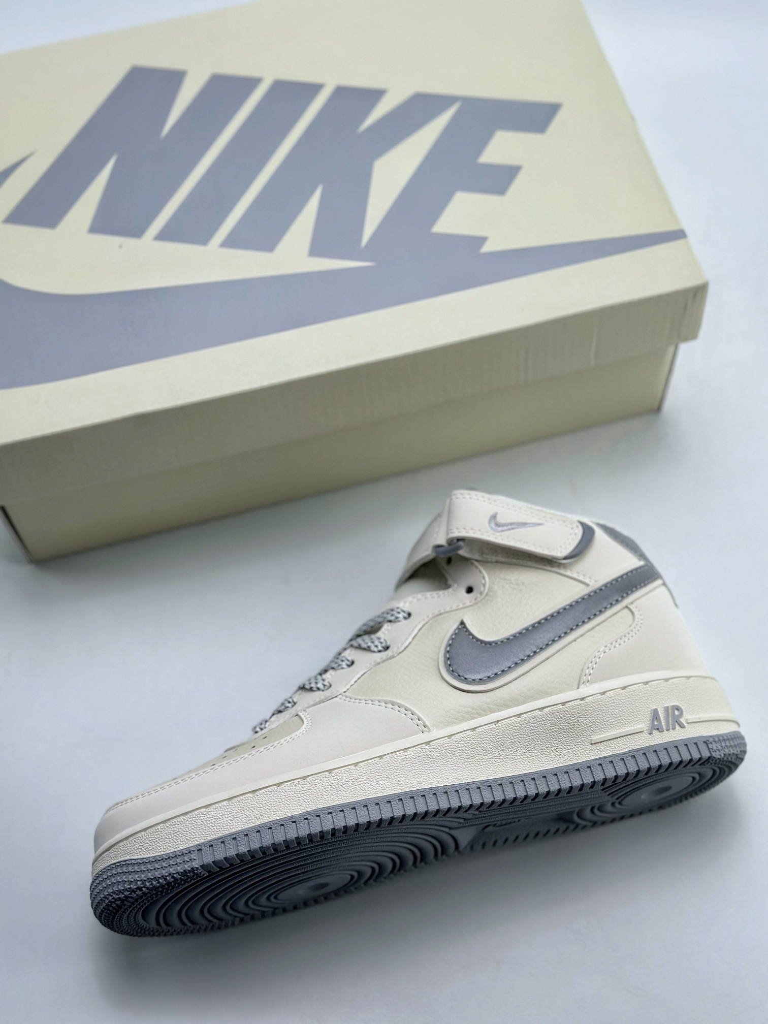 Nike Air Force 1 Mid 07 Silver Starry Sky SH0235-522