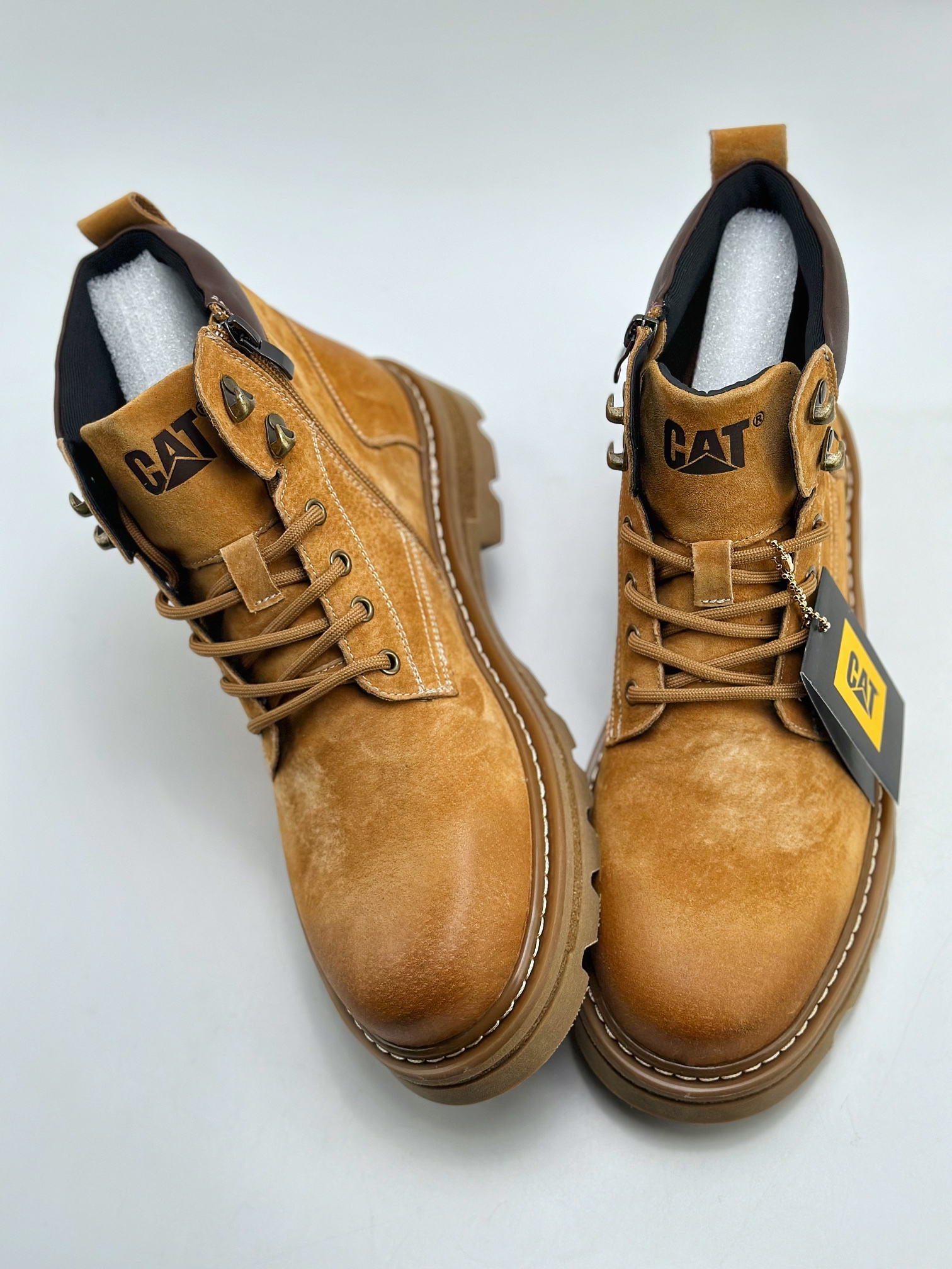 New arrival #CAT Carter outdoor workwear light bottom mid-cut leisure yellow boots series