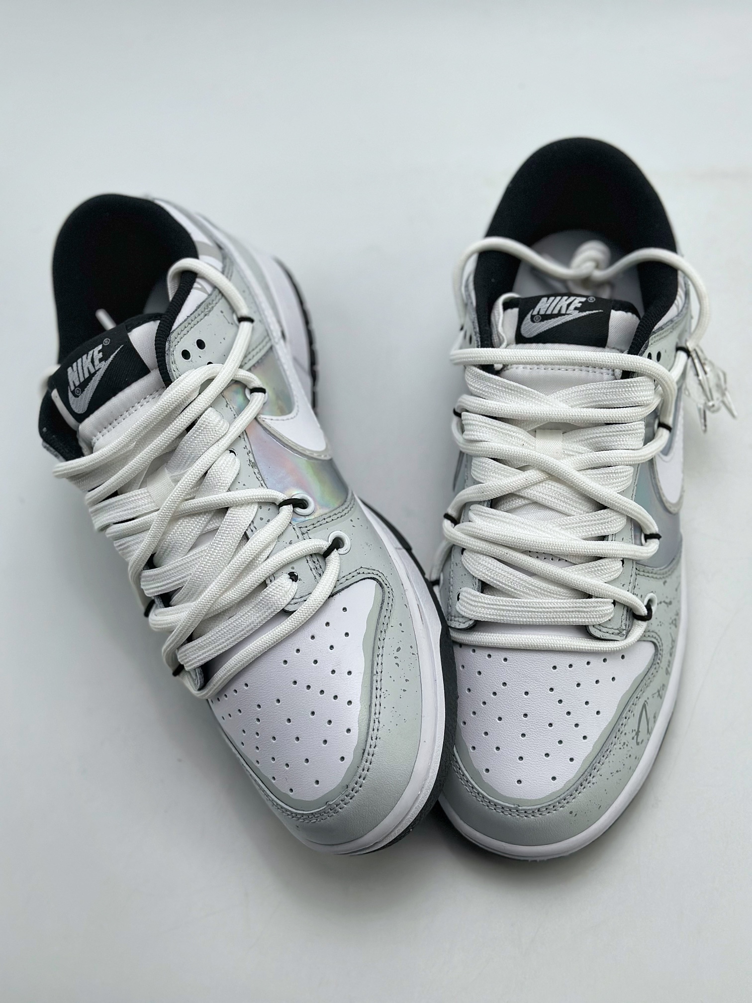 Nike SB Dunk Low Dream Pressed Galaxy Star Laser DD1391-100