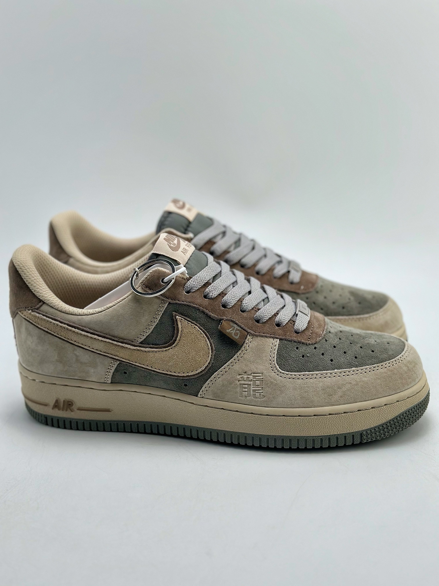 260 Nike Air Force 1 Low 07 龙年绿棕翻毛 CD1221-555