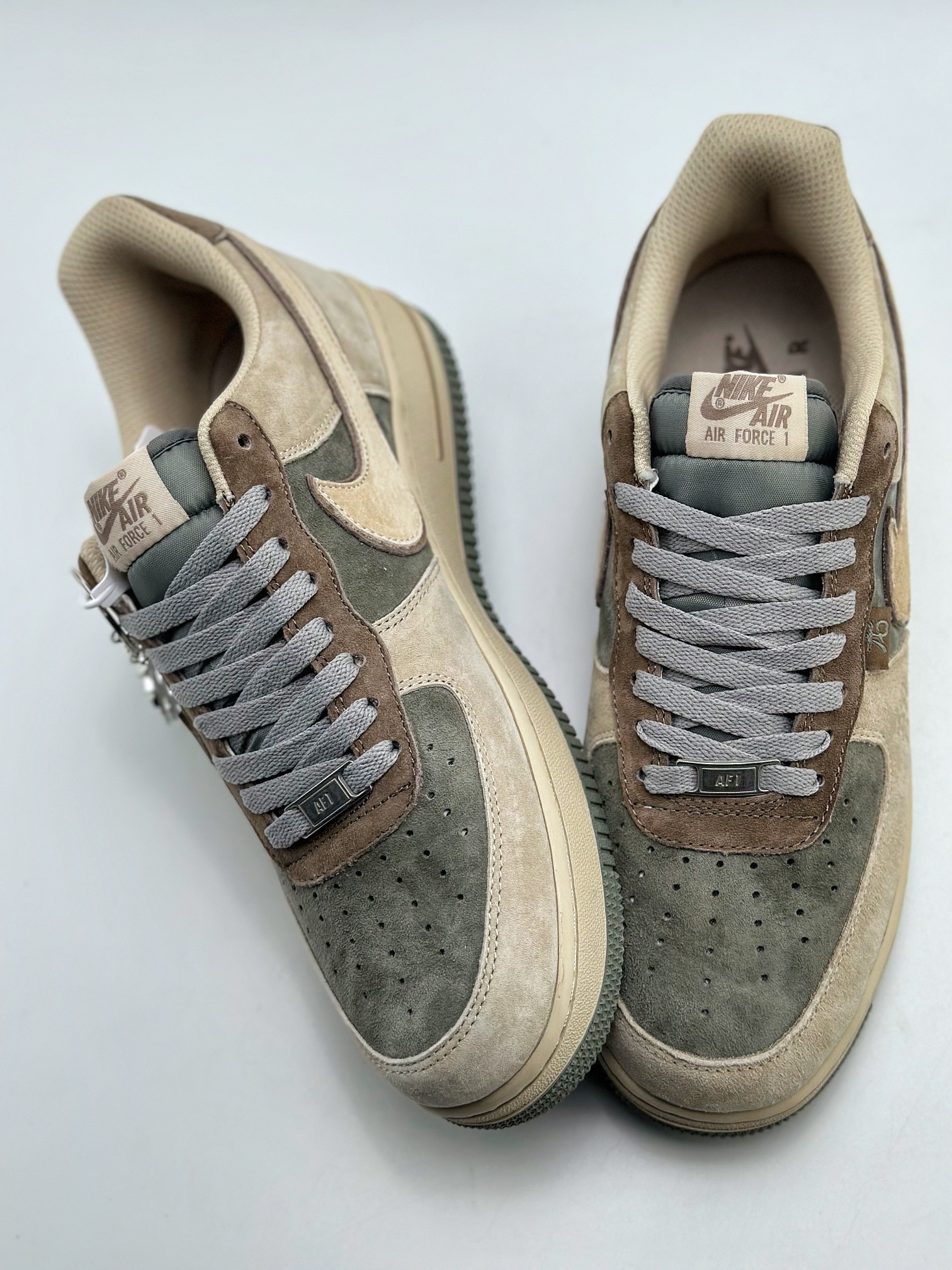 260 Nike Air Force 1 Low 07 龙年绿棕翻毛 CD1221-555