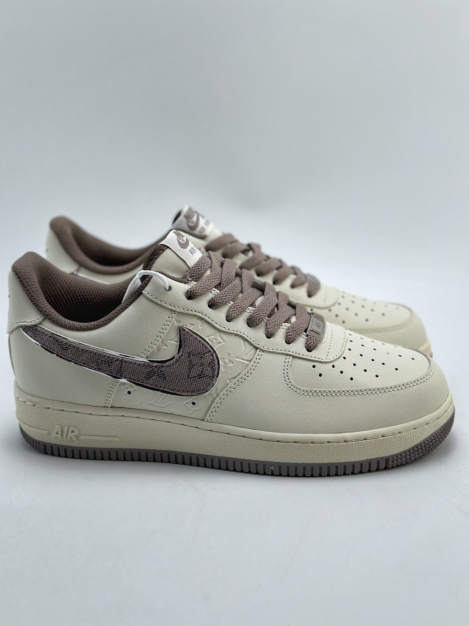 220 Nike Air Force 1 Low 07 x Louis Vuitton 米白印花勾 LV0506-099