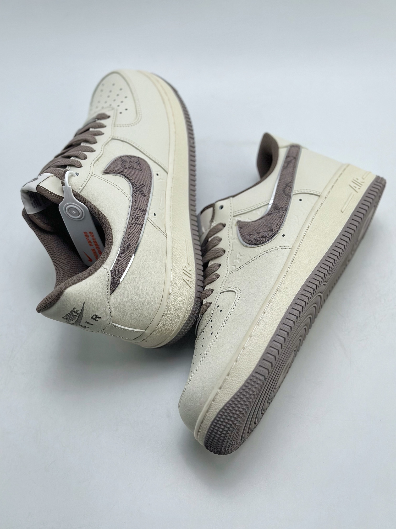 220 Nike Air Force 1 Low 07 x Louis Vuitton 米白印花勾 LV0506-099