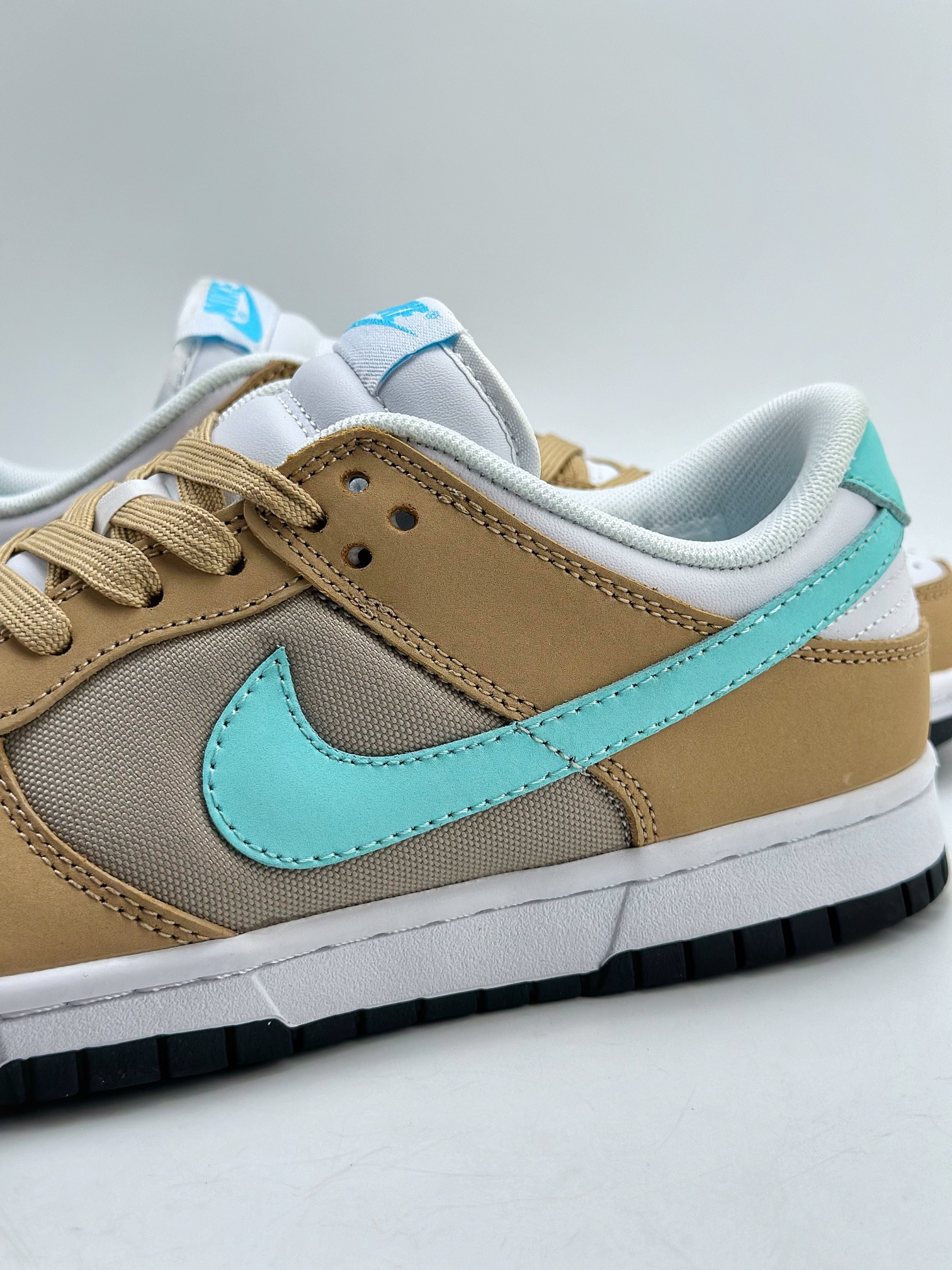 Nike SB Dunk Low Sky Blue Brown 302517-236