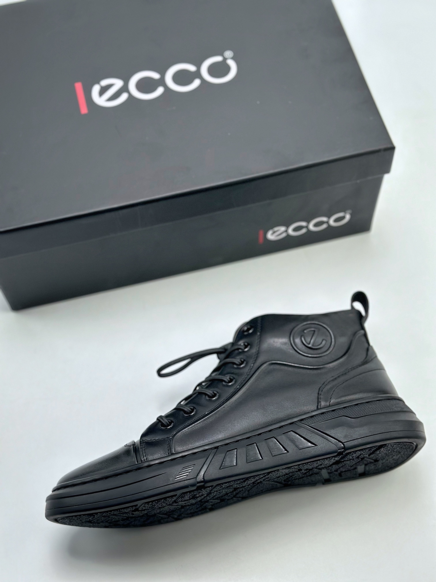 320 ECCO/爱步 运动跑鞋/休闲鞋 品质 钢印Logo 独家官网订制