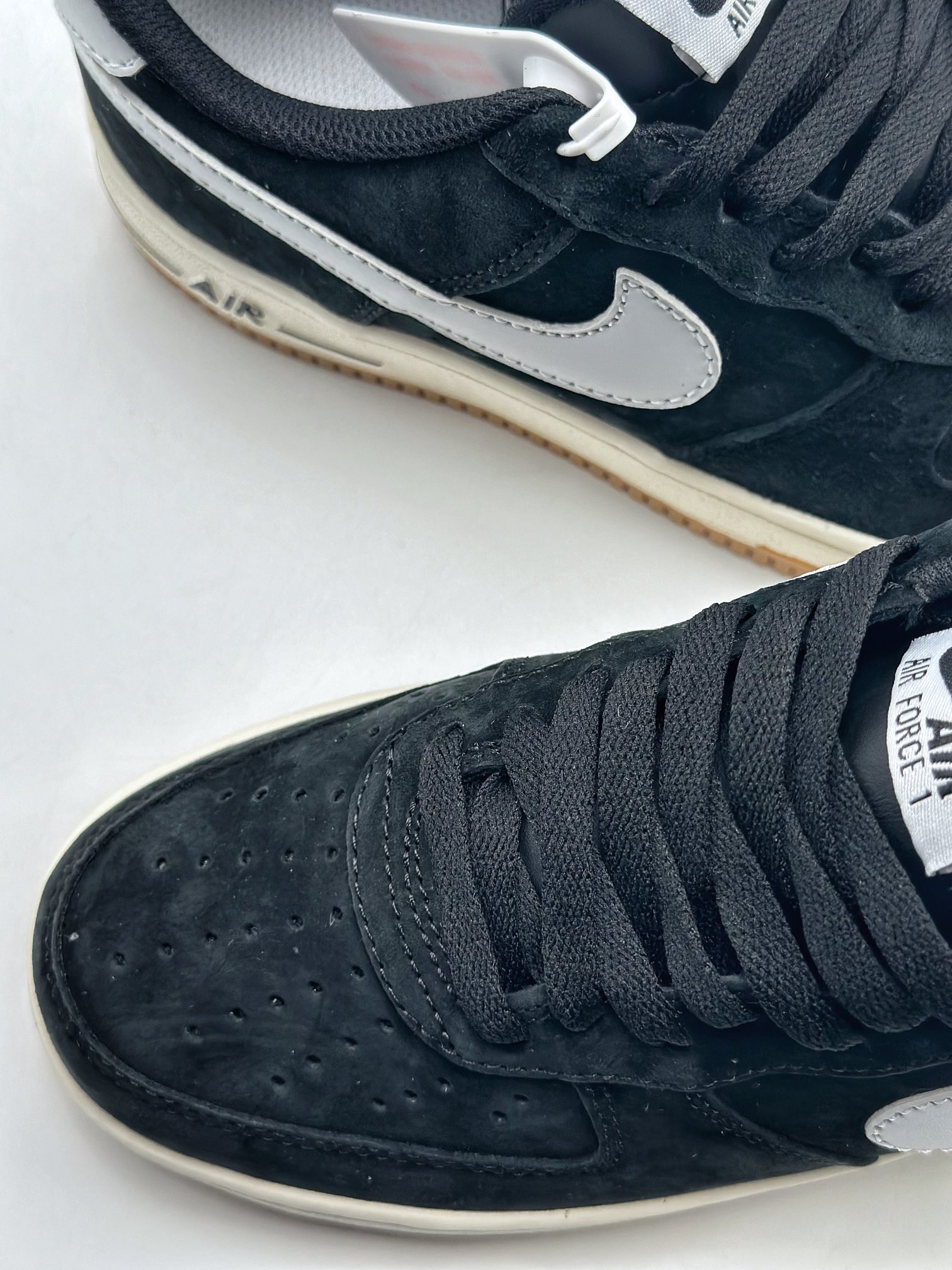 Nike Air Force 1 Low '07 Black and White Suede 8