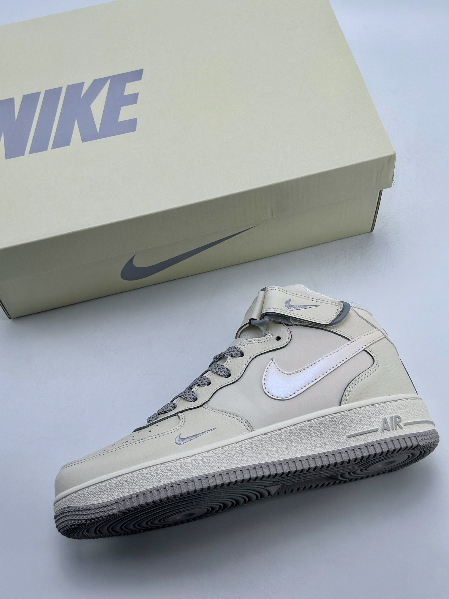 Nike Haute Couture Classic Luxury Leather Loafer Shoe Ref 7