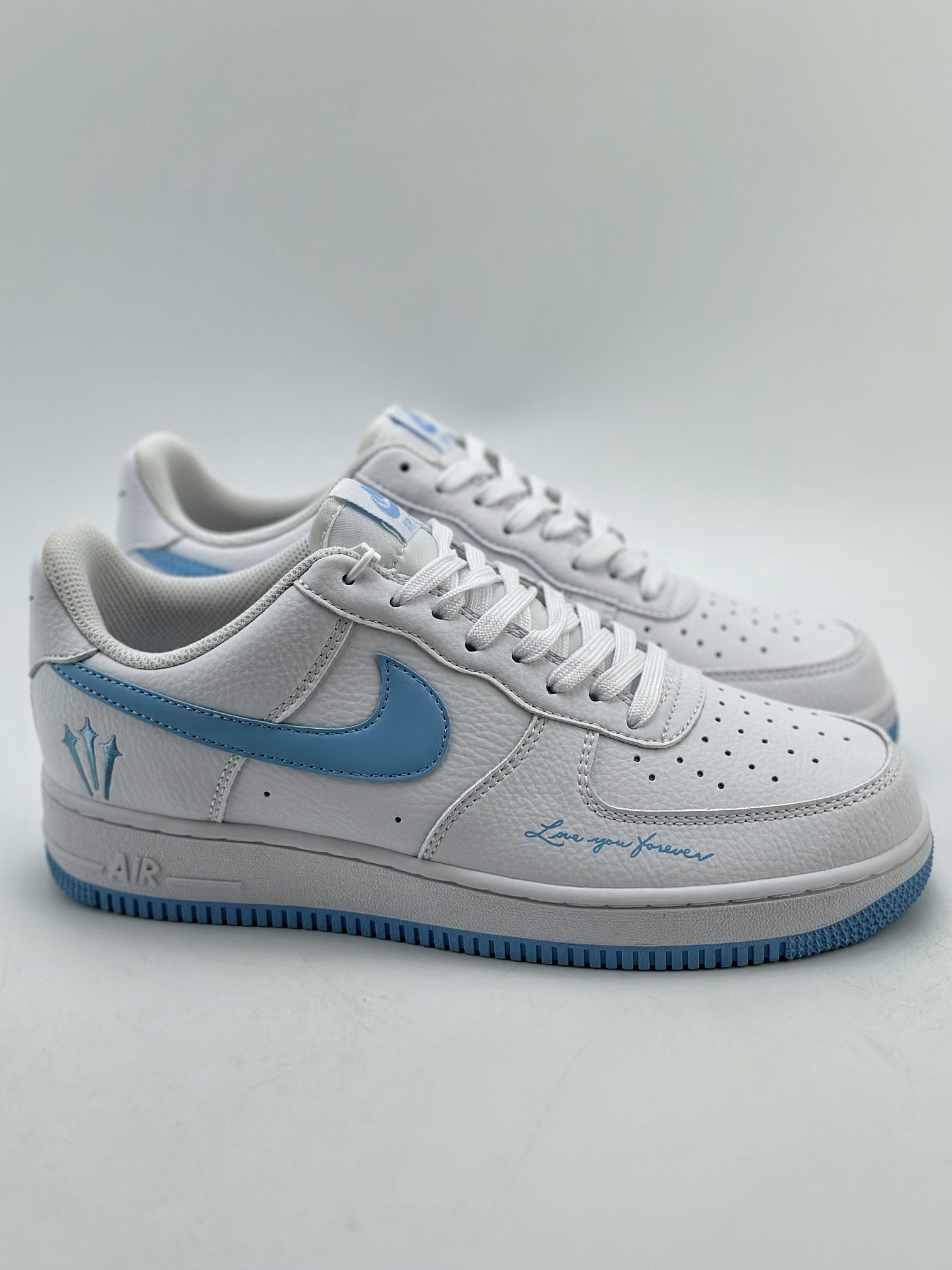 NikeAirForce1Low07白天蓝原楦头原纸板打造纯正低帮空军版型专注外贸渠道全掌内置蜂窝气垫原