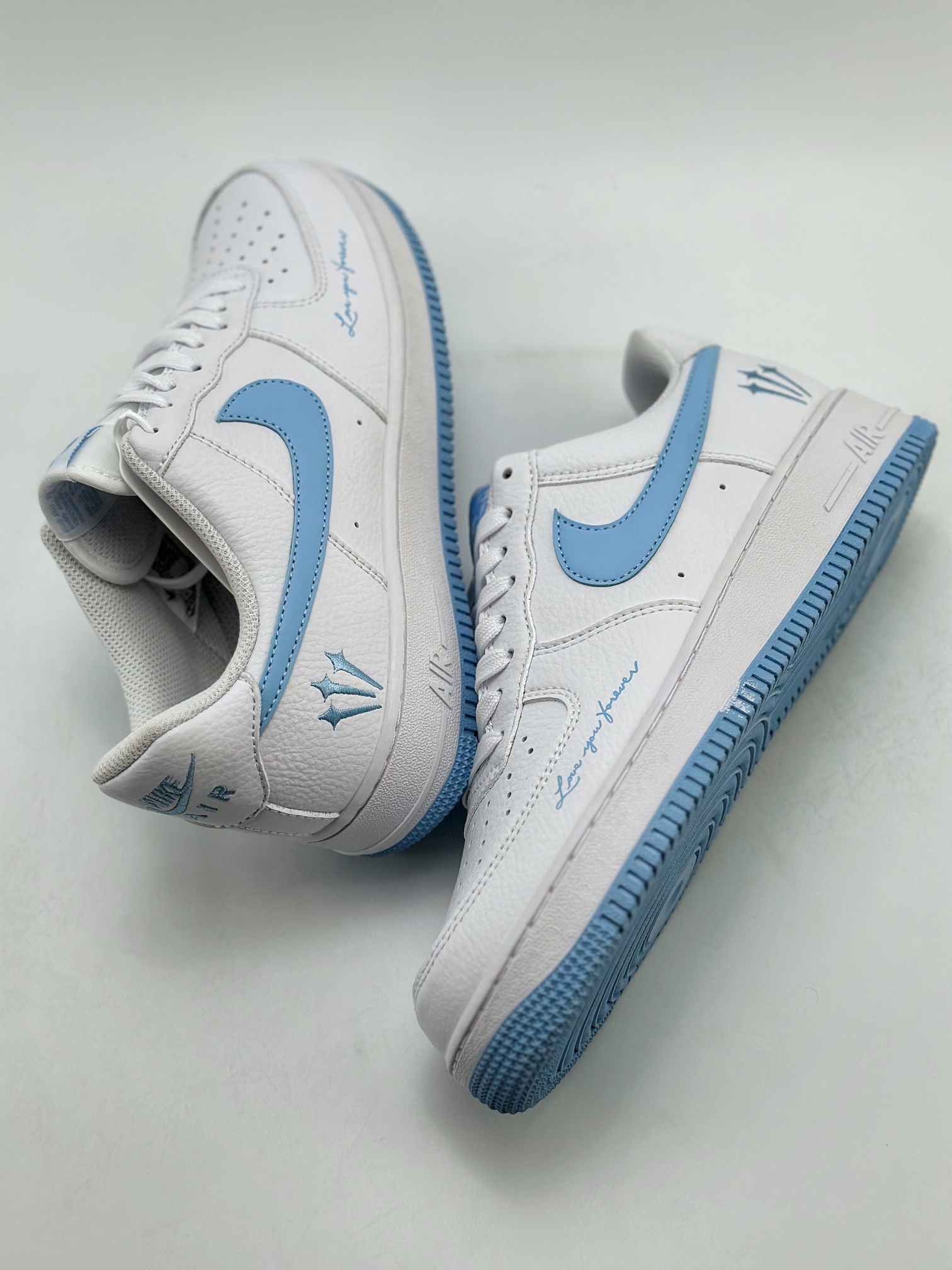 NikeAirForce1Low07白天蓝原楦头原纸板打造纯正低帮空军版型专注外贸渠道全掌内置蜂窝气垫原