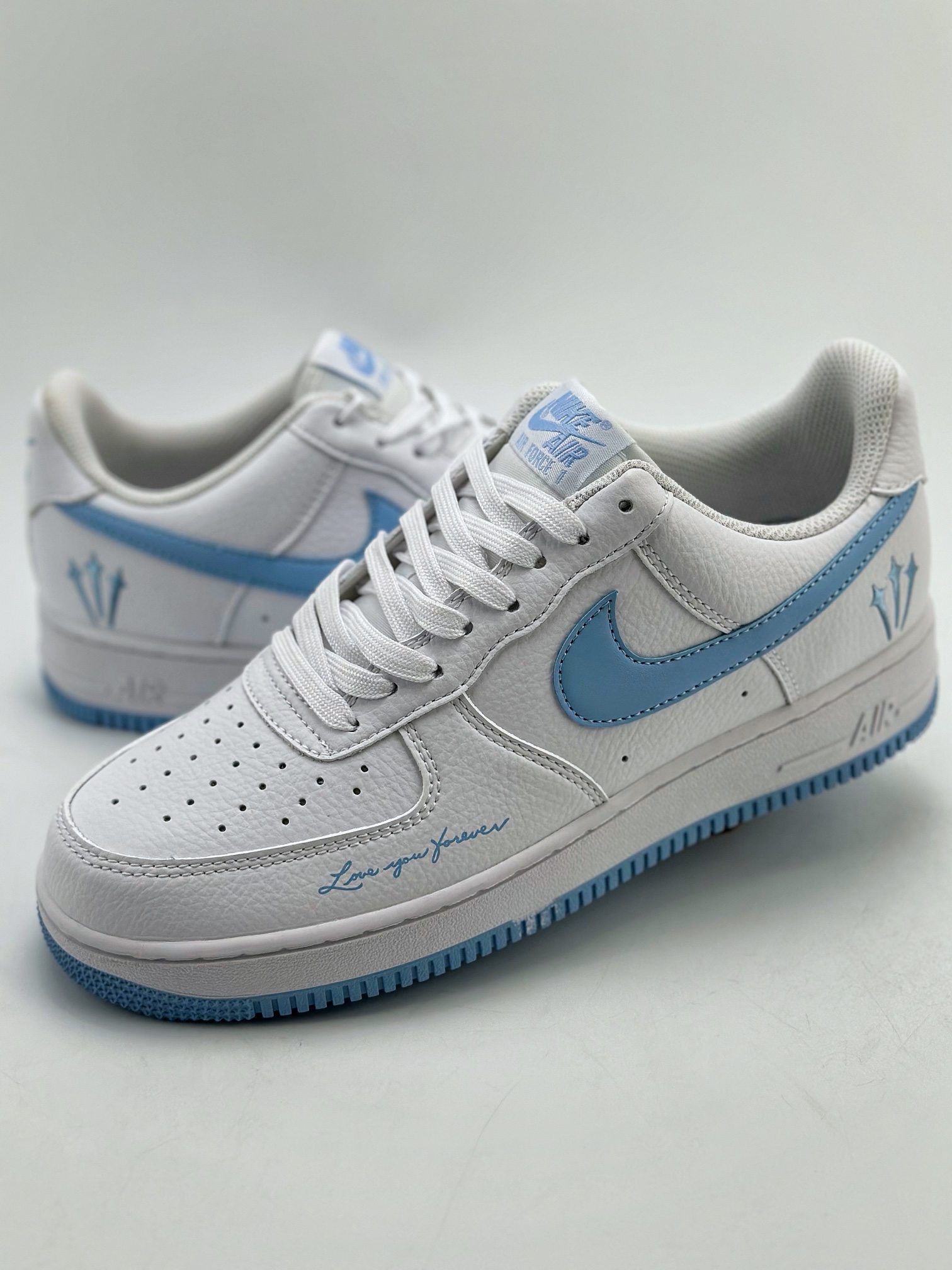 NikeAirForce1Low07白天蓝原楦头原纸板打造纯正低帮空军版型专注外贸渠道全掌内置蜂窝气垫原