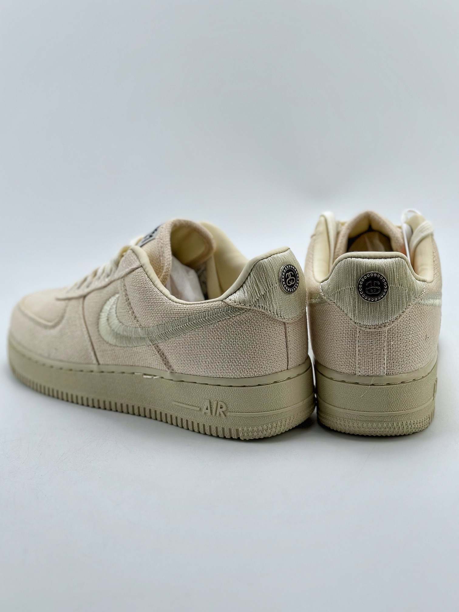 Nike Air Force 1 Low 07 x Stussy 斯图西联名米白 5