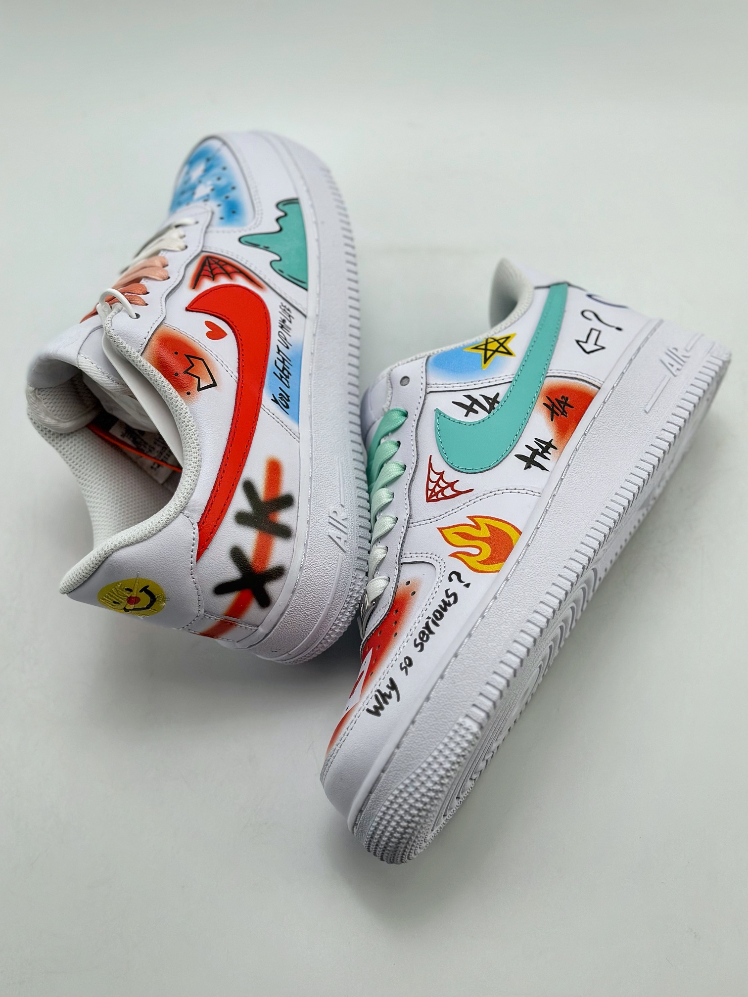 NikeAirForce1Low07街头涂鸦原楦头原纸板打造纯正低帮空军版型专注外贸渠道全掌内置蜂窝气垫