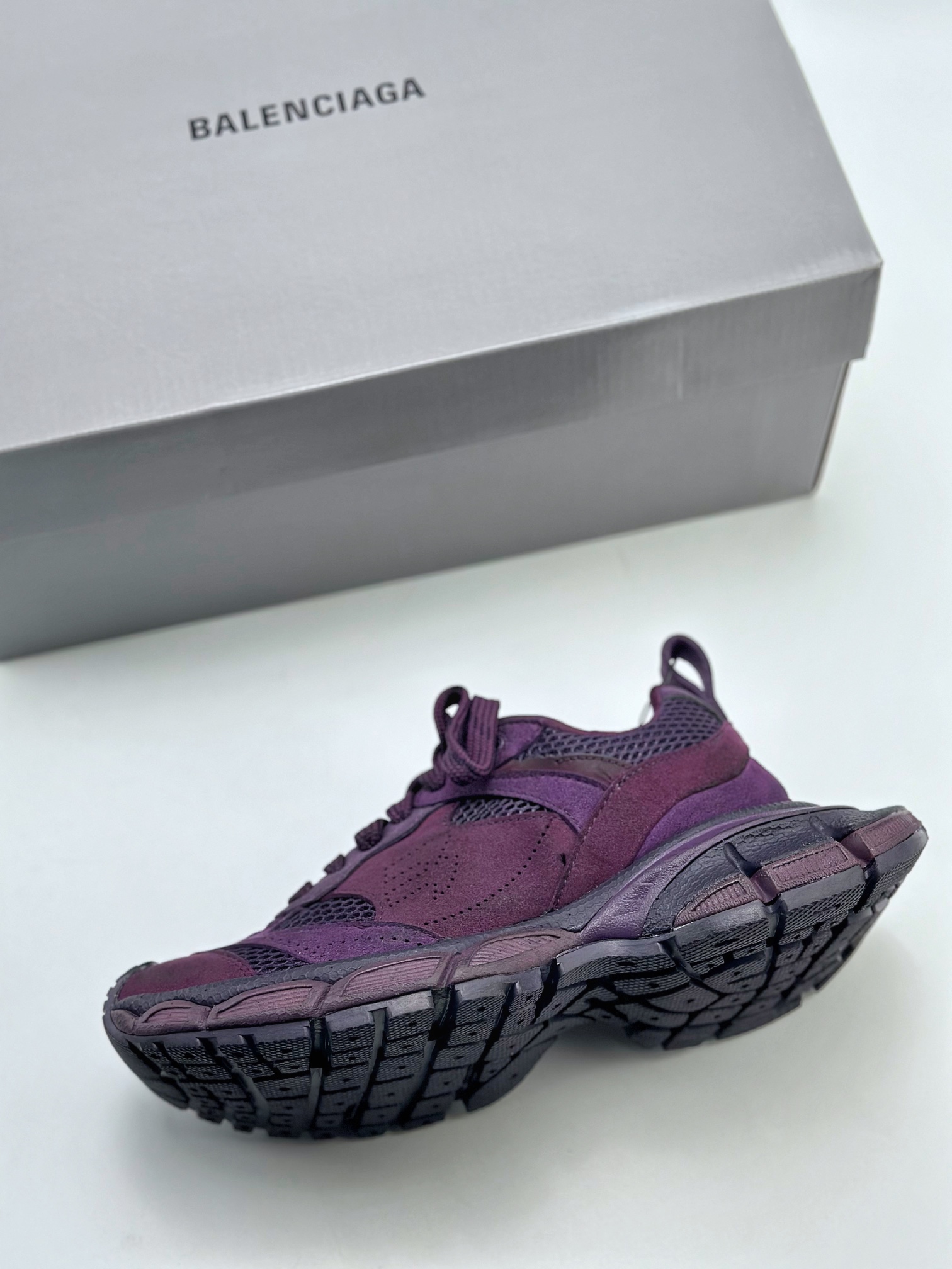 Balenciaga 专柜款经典鞋履 7