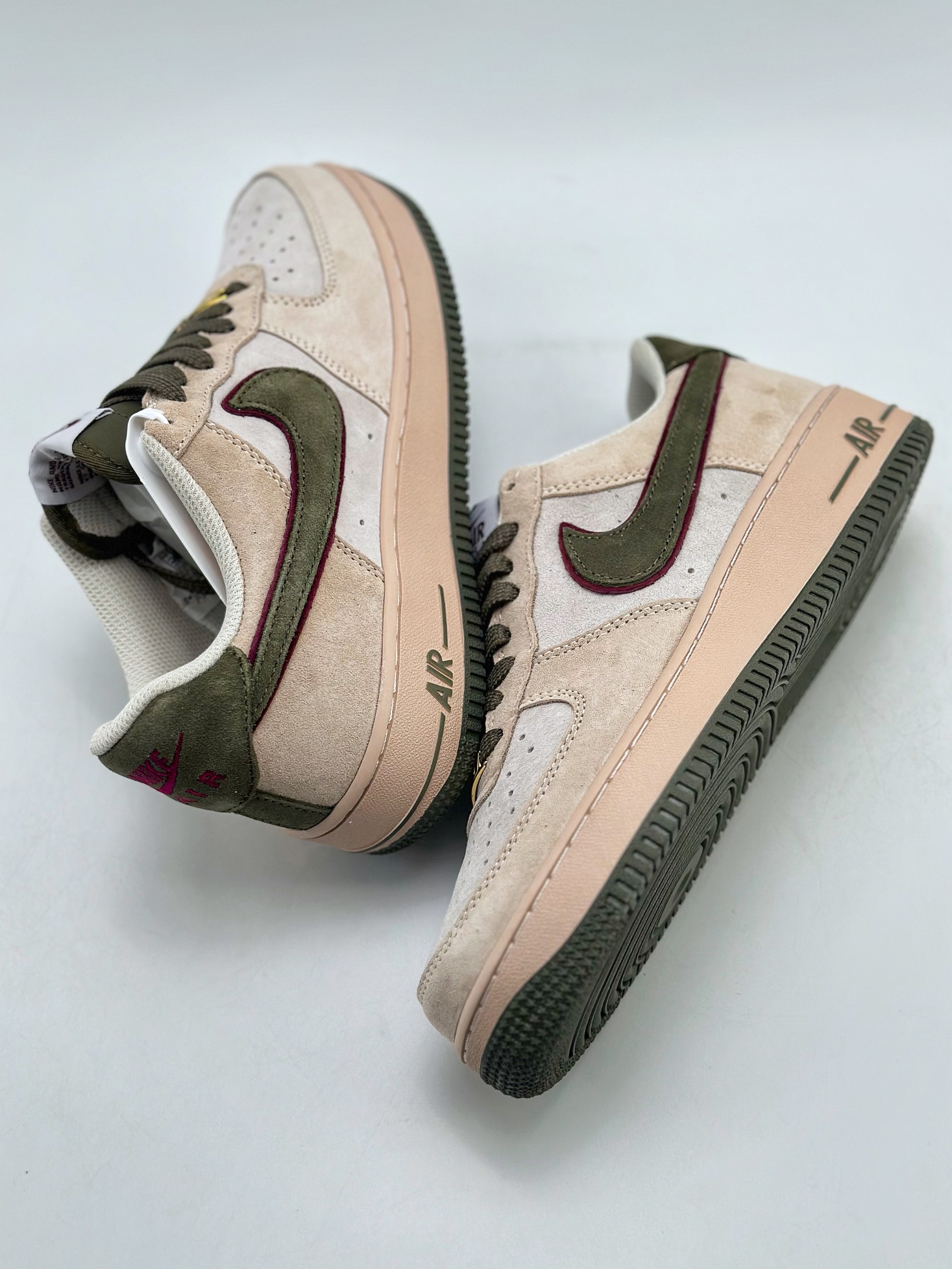 NikeAirForce1Low07米棕军绿麂皮原楦头原纸板打造纯正低帮空军版型专注外贸渠道全掌内置蜂窝