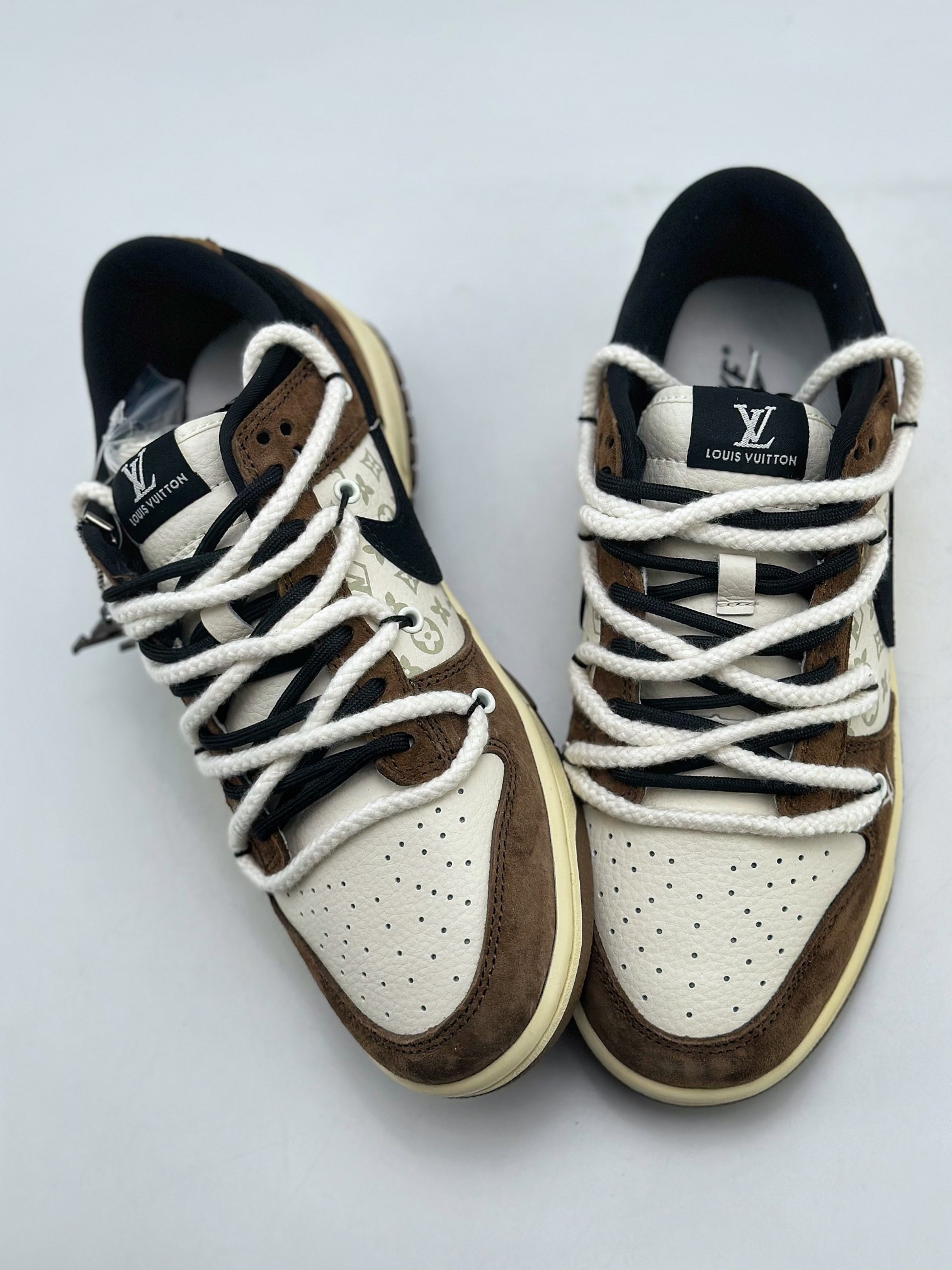 Nike Air Force 1 Low 07 x Louis Vuitton White/Brown 2