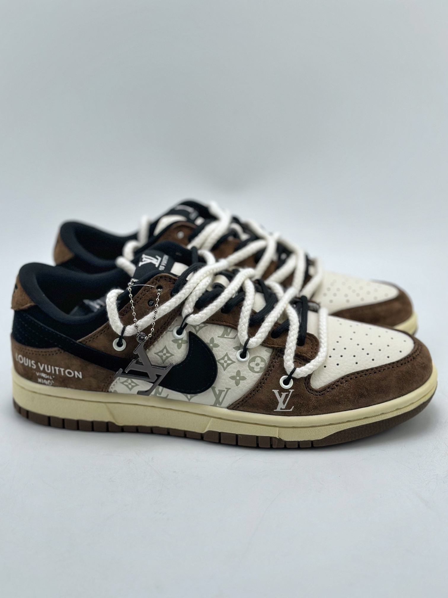 Nike Air Force 1 Low 07 x Louis Vuitton White/Brown 4