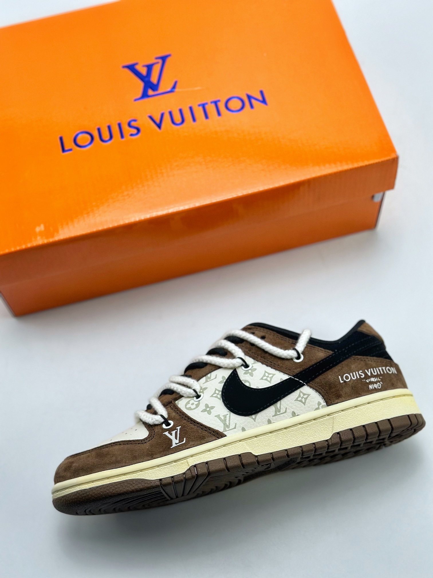 Nike Air Force 1 Low 07 x Louis Vuitton White/Brown 7