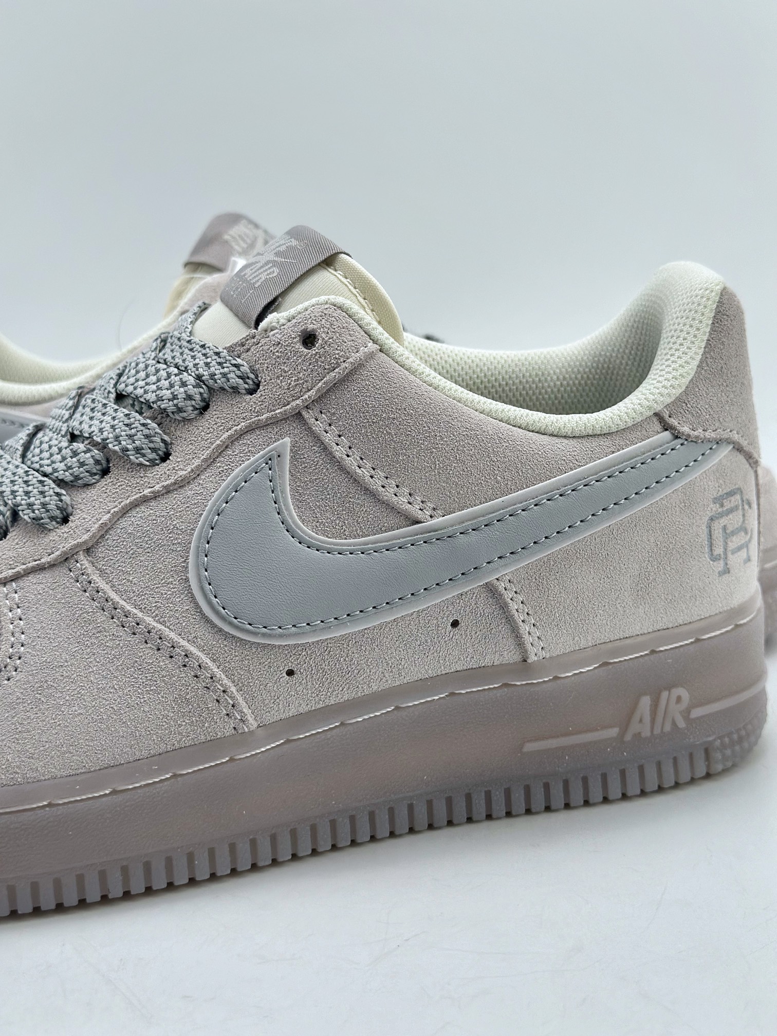 Nike Air Force 1 Low 07 Wolf Grey 9