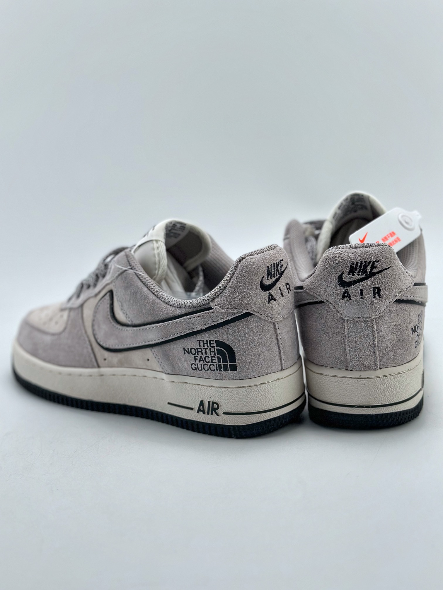 220 Nike Air Force 1 Low 07 x The North Face 北面灰麂皮 HD9999-002