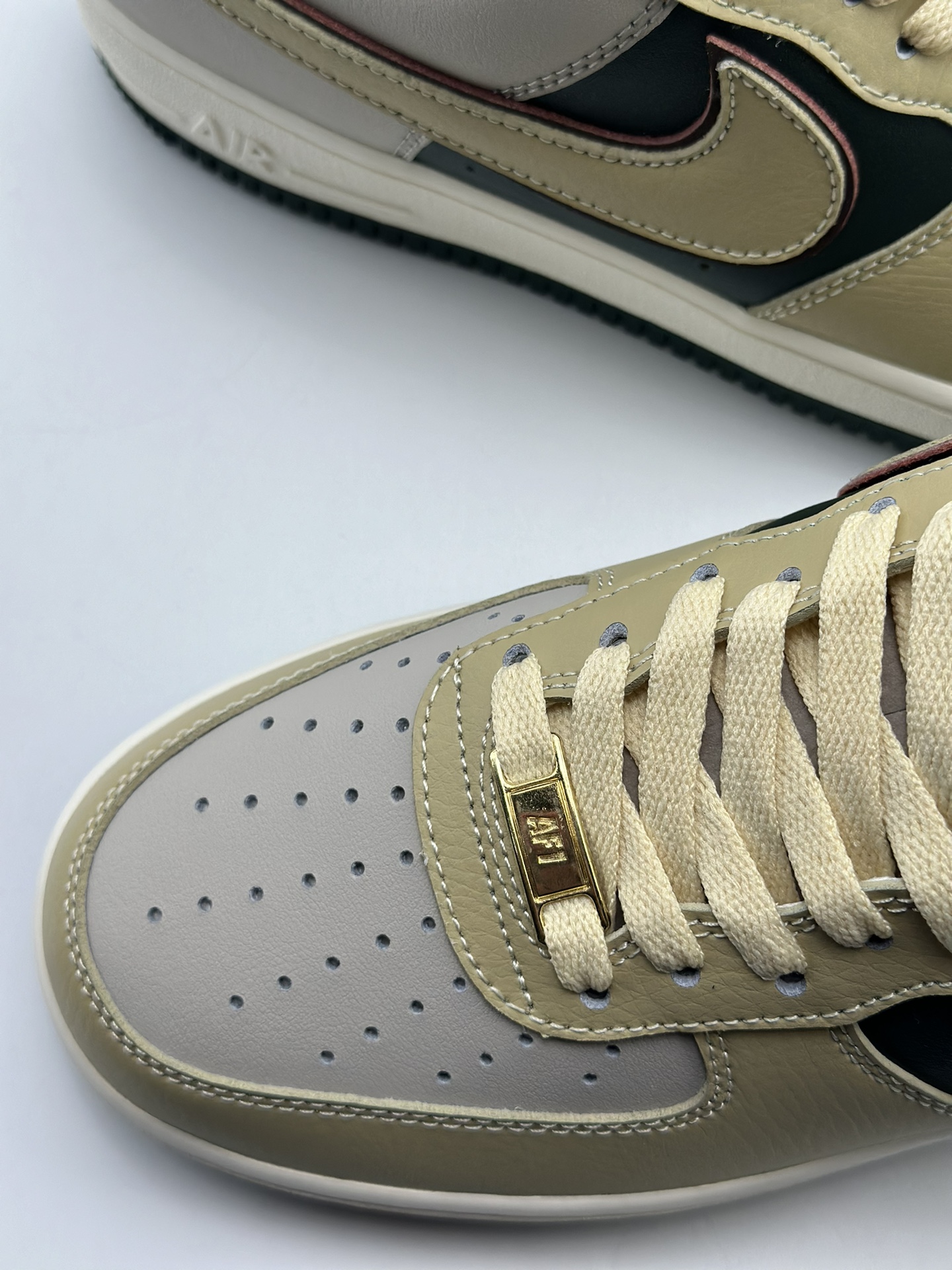Nike Air Force 1 Low '07 Dark Green Grey 8
