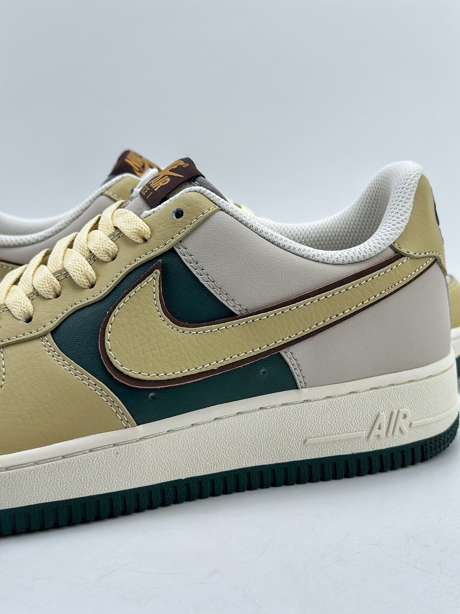 Nike Air Force 1 Low '07 Dark Green Grey 9