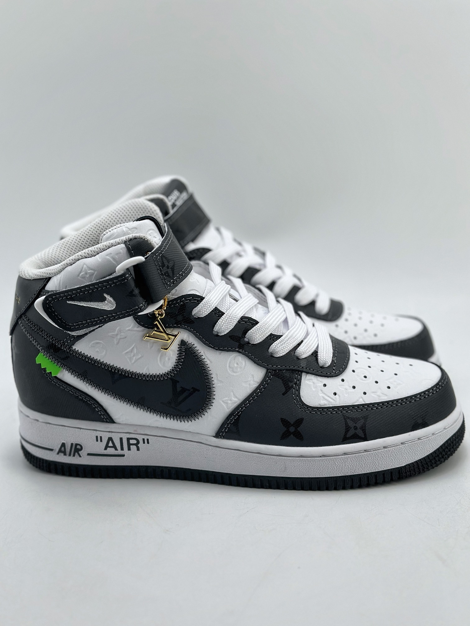 Nike Air Force 1 Mid 07 x Louis Vuitton LV白深灰 4
