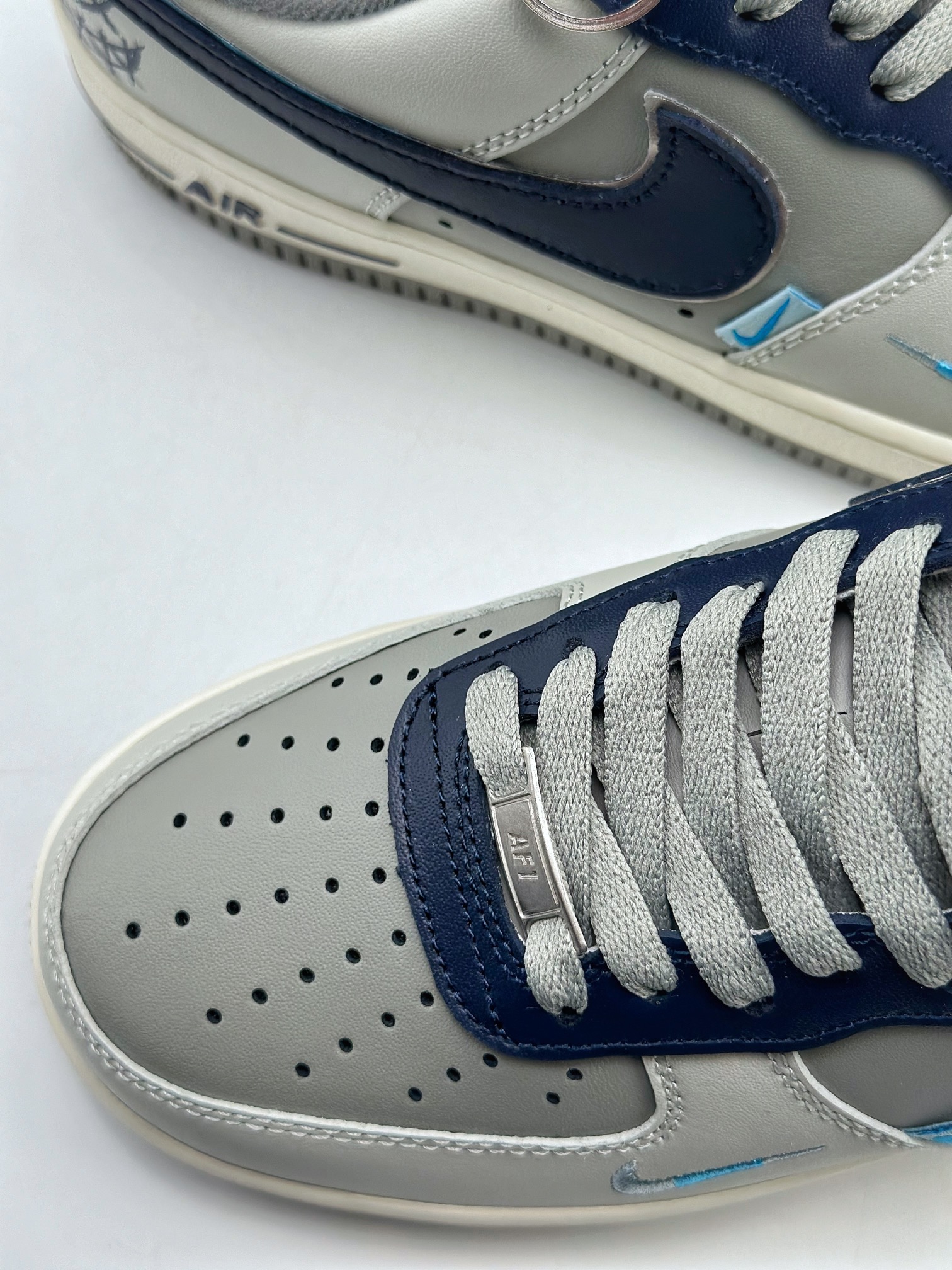 Nike Nike 高定典藏经典高奢皮鞋乐福鞋鞋履 #6507FFB8 8