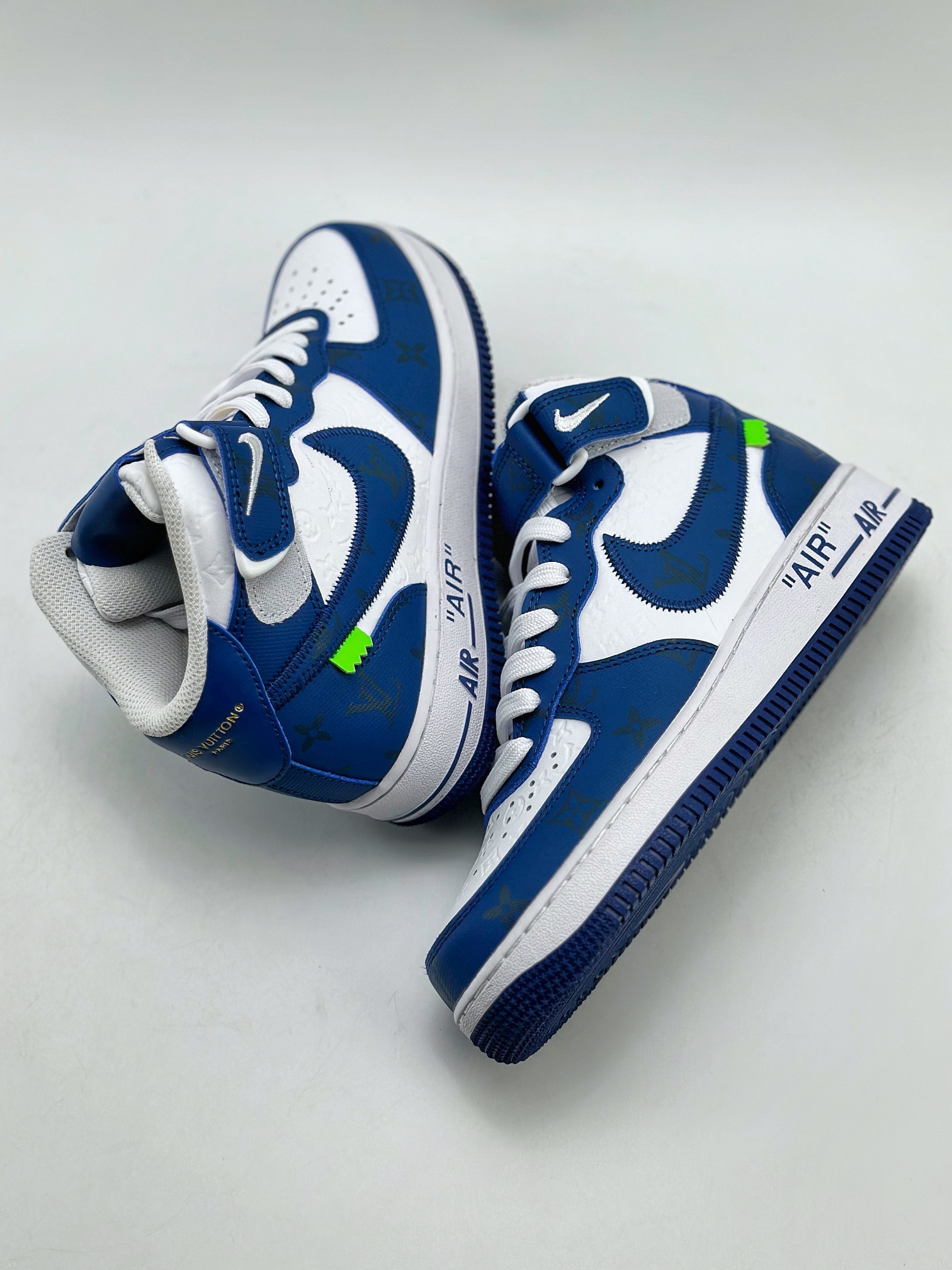 Nike Air Force 1 Mid 07 x Louis Vuitton 白蓝 3