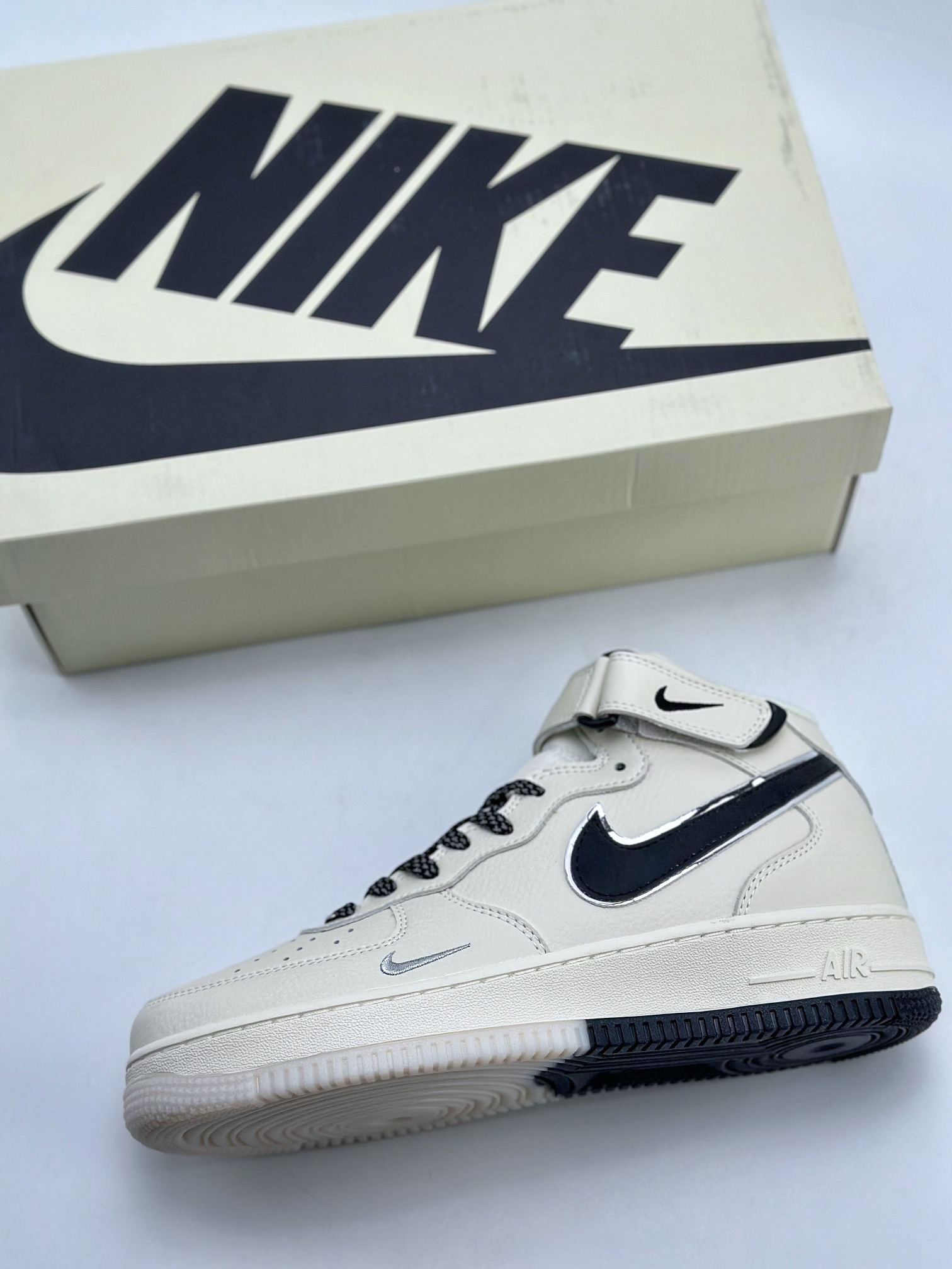 Nike Air Force 1 Mid 07 White Black Reflective 7