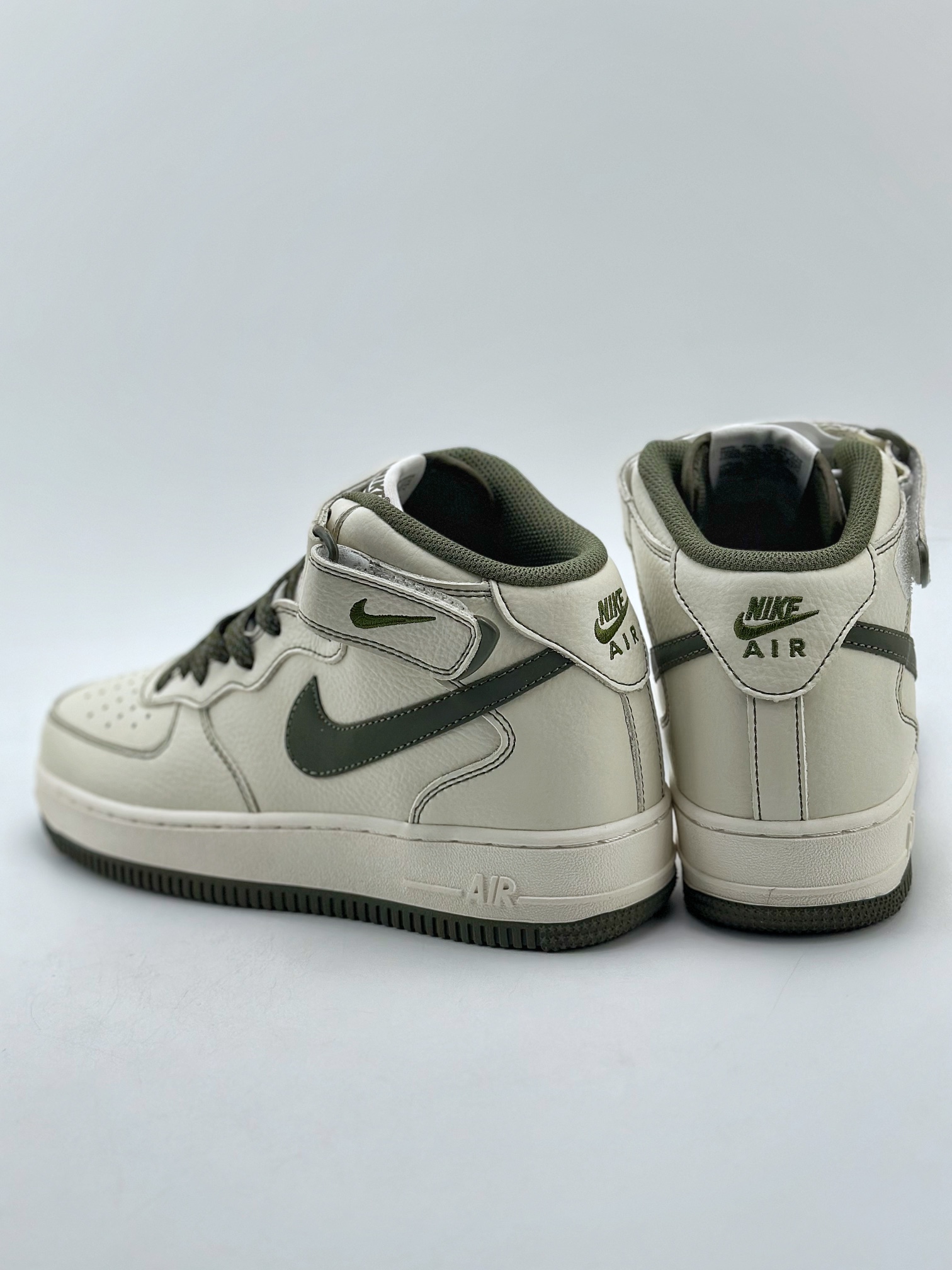 Nike Air Force 1 Mid 07 白绿满天星 5