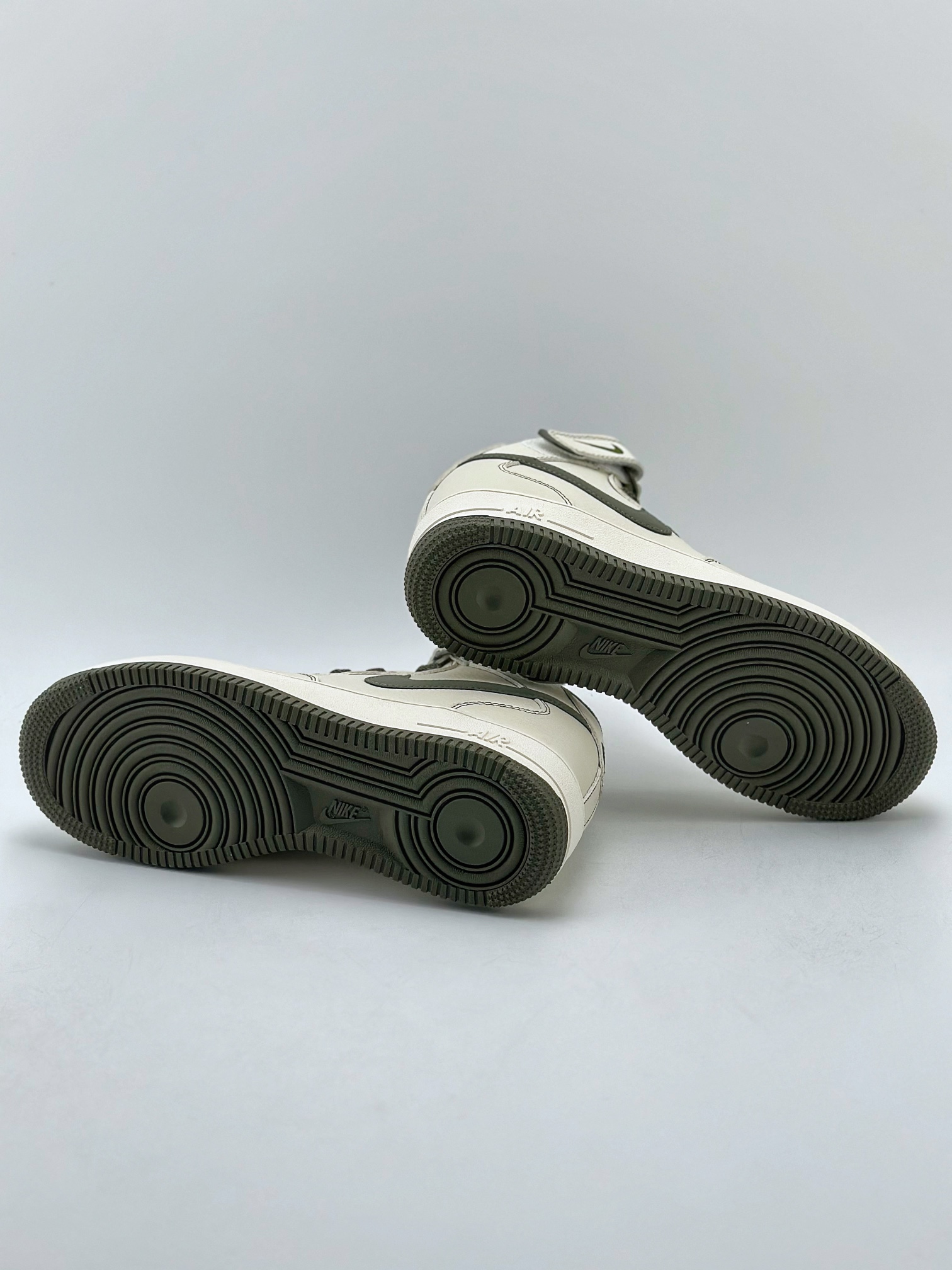 Nike Air Force 1 Mid 07 白绿满天星 6