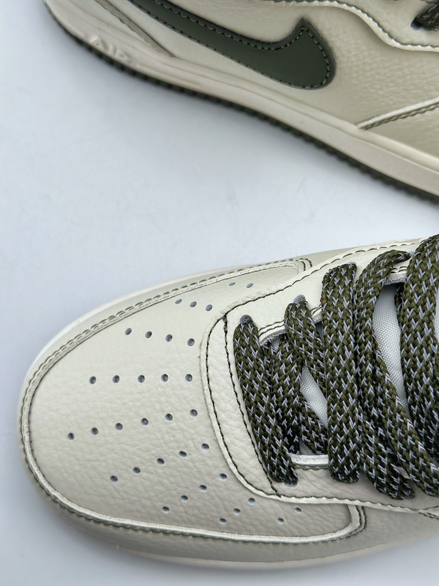 Nike Air Force 1 Mid 07 白绿满天星 8