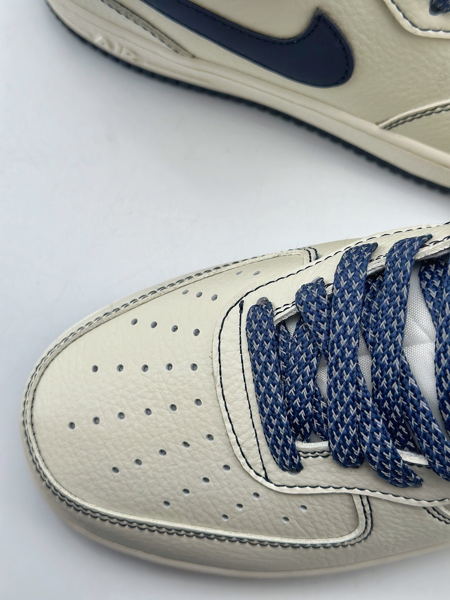 Nike Air Force 1 Mid 07 Off-White Navy Blue 8