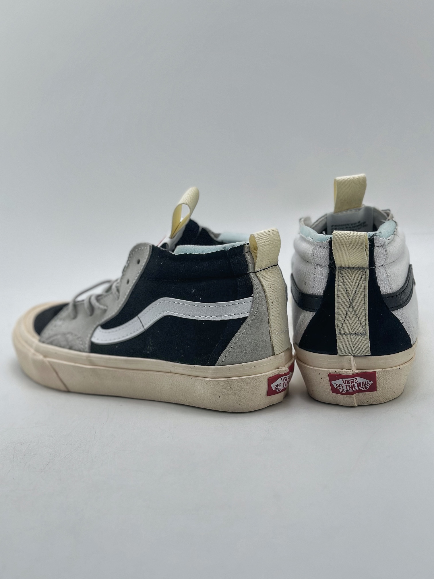 180 A.B.C x Vans Sk8-Hi EXT 范斯联名高帮板鞋熊猫黑白鸳鸯鞋男女休闲鞋 VN000BW6BZW