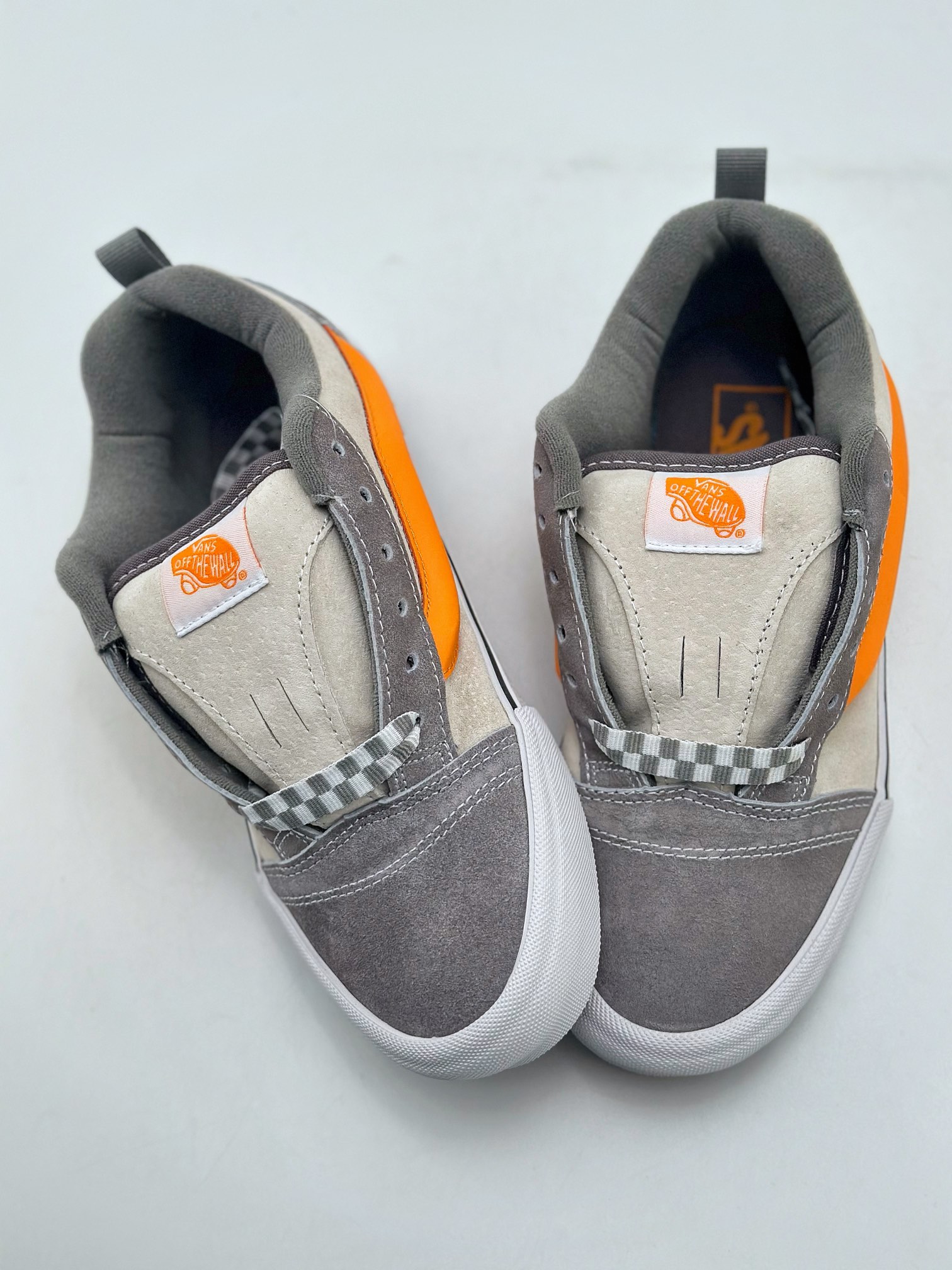 150 Vans Knu Skool 面包鞋 白灰橙