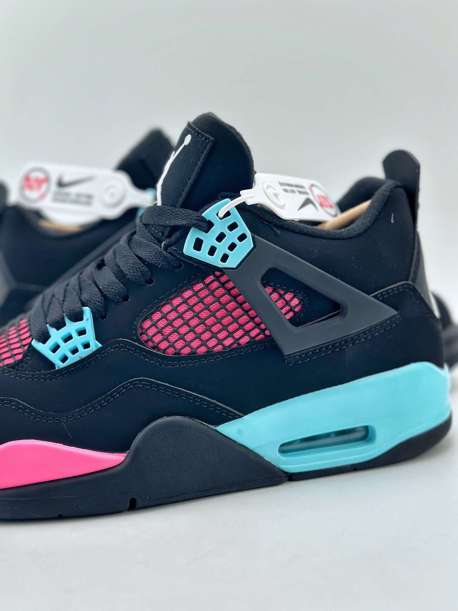 260 Air Jordan 4 Retro 黑蓝粉  AQ9129-004