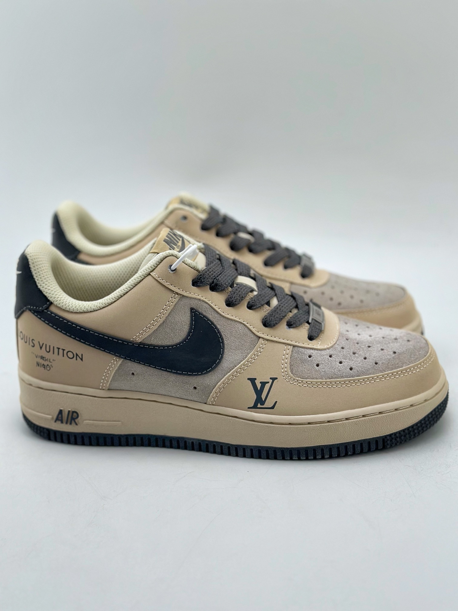 NikeAirForce1Low07xLouisVuitton联名雅典灰原楦头原纸板打造纯正低帮空军版型