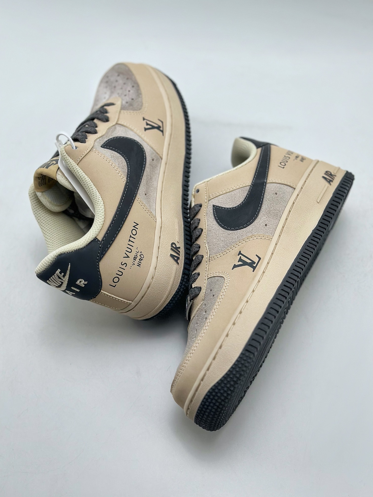 NikeAirForce1Low07xLouisVuitton联名雅典灰原楦头原纸板打造纯正低帮空军版型