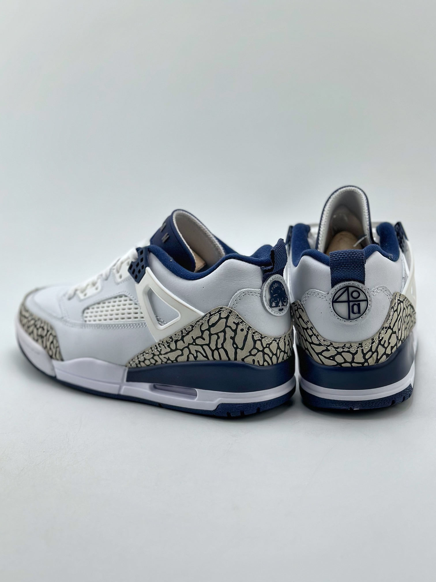 200 Air Jordan Spikize LOW CNY 乔丹3.5代 斯派克李 深蓝色 FQ1869-100