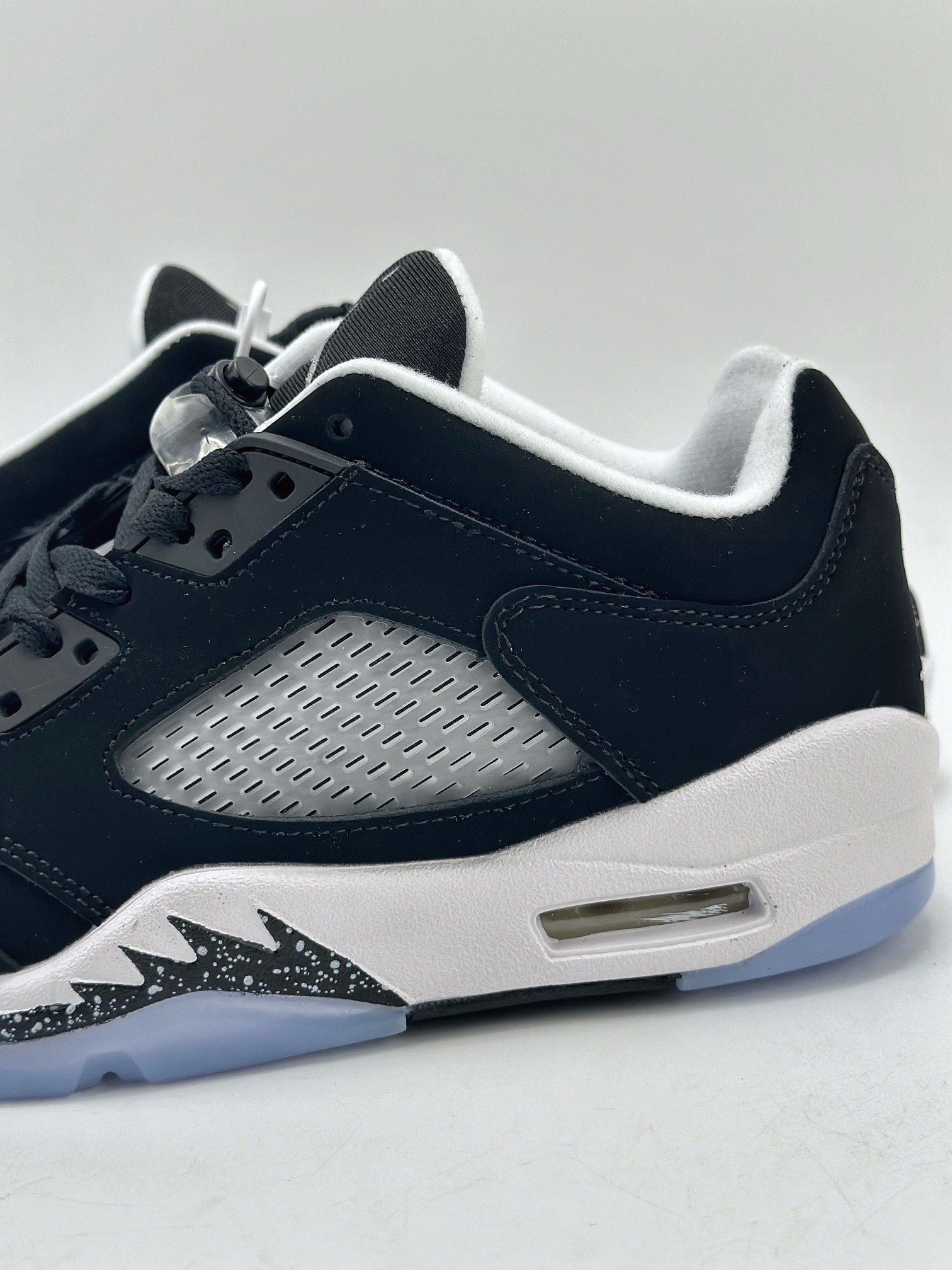 200 Air Jordan 5 Retro Low Oreo 黑 440890-035