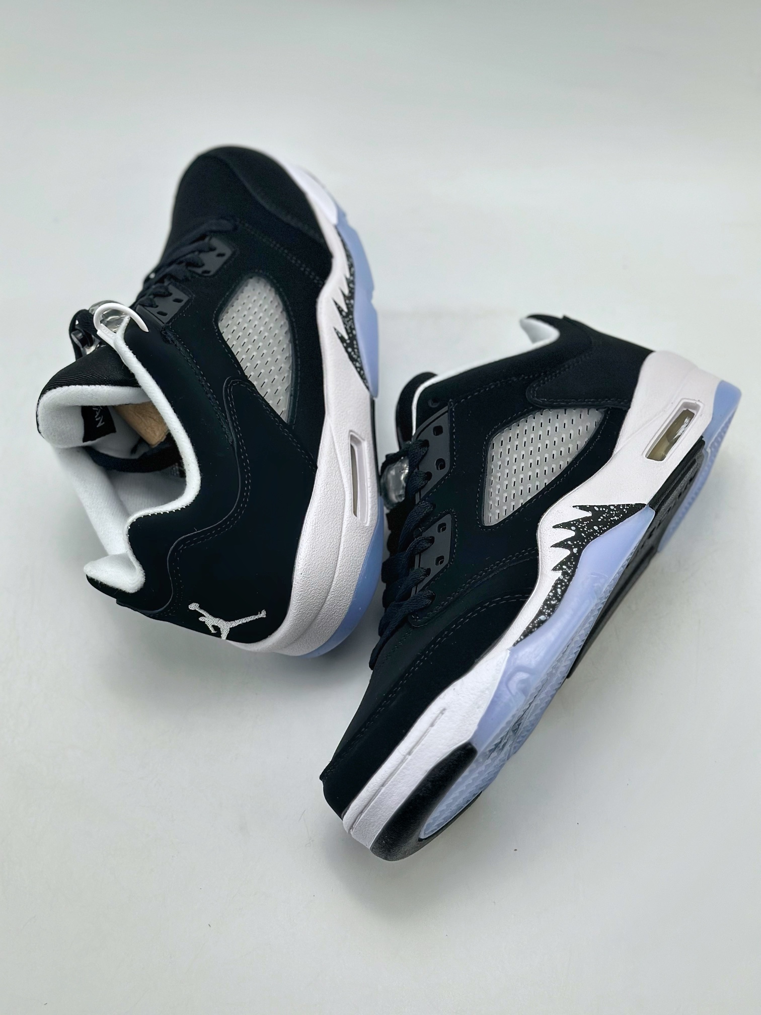 200 Air Jordan 5 Retro Low Oreo 黑 440890-035