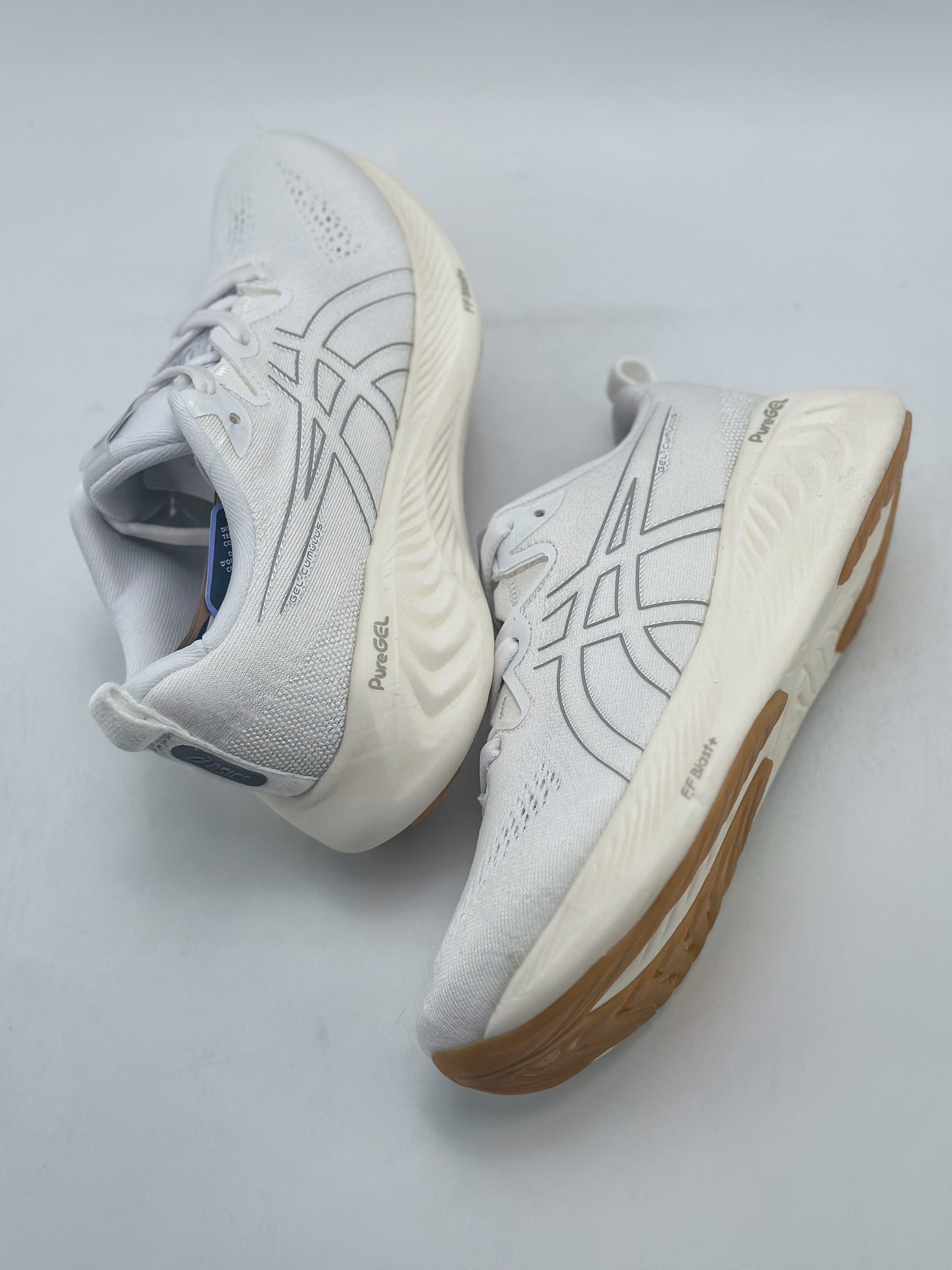 170 亚瑟士/Asics Gel-Cumulus 25 日本专业跑鞋品牌 1011B621-102