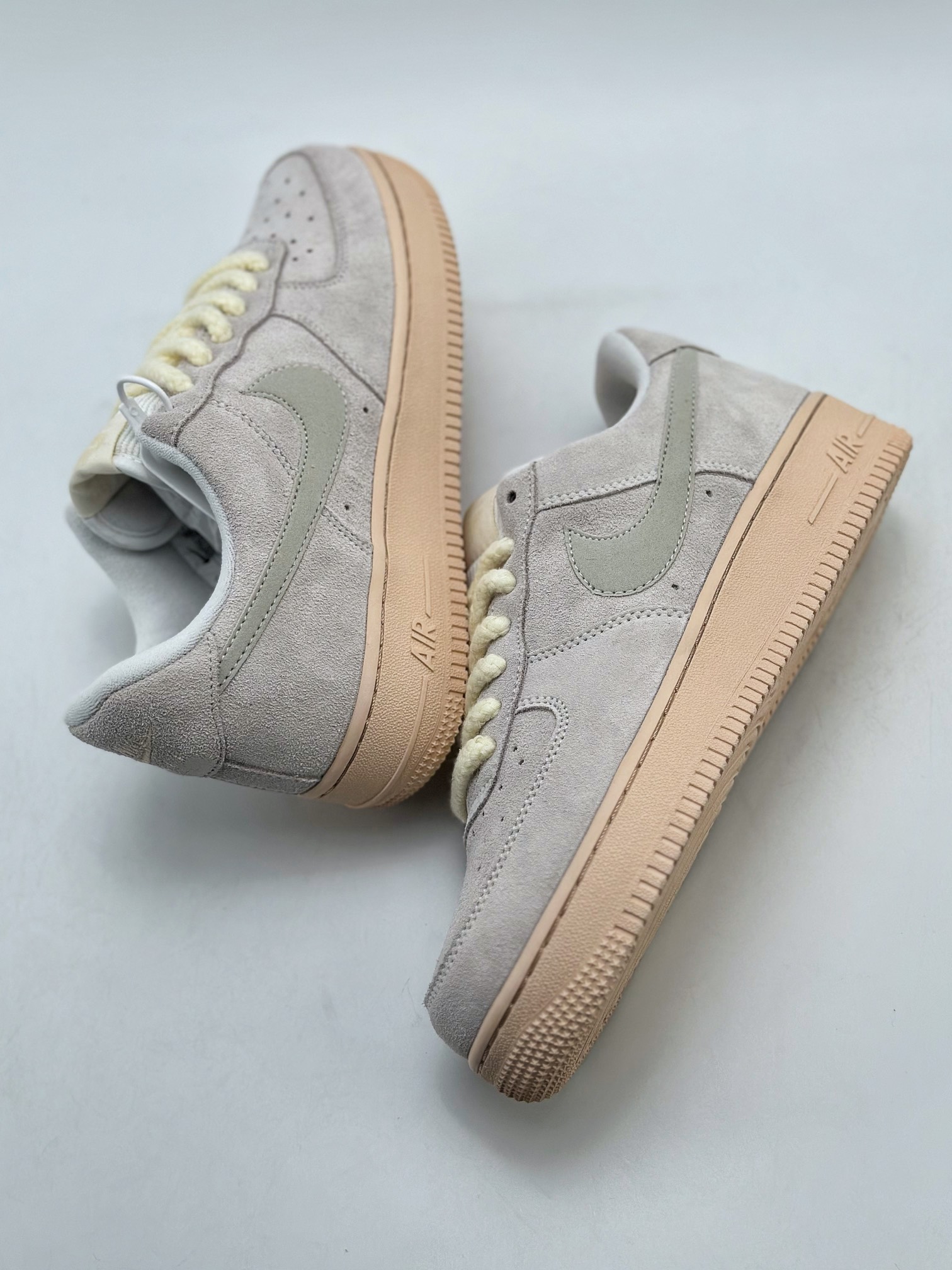 NikeAirForce1Low07麻绳藕粉原楦头原纸板打造纯正低帮空军版型专注外贸渠道全掌内置蜂窝气垫